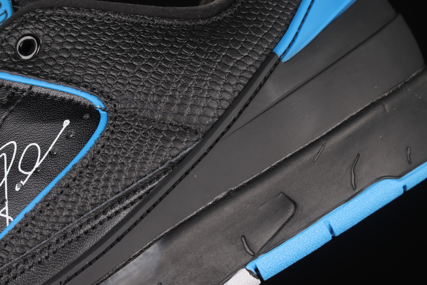 Jordan 2 Retro Low SP Off-White Black Blue DJ4375-004（Original Batch）