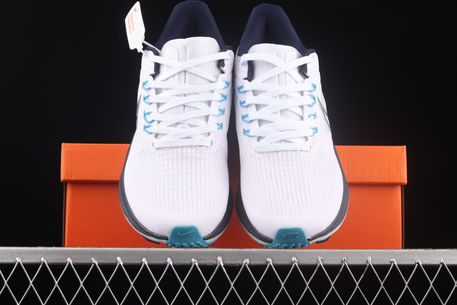 NIKE AIR ZOOM PEGASUS 39 WHITE/BLACK MENS RUNNING SHOES DH4071-105
