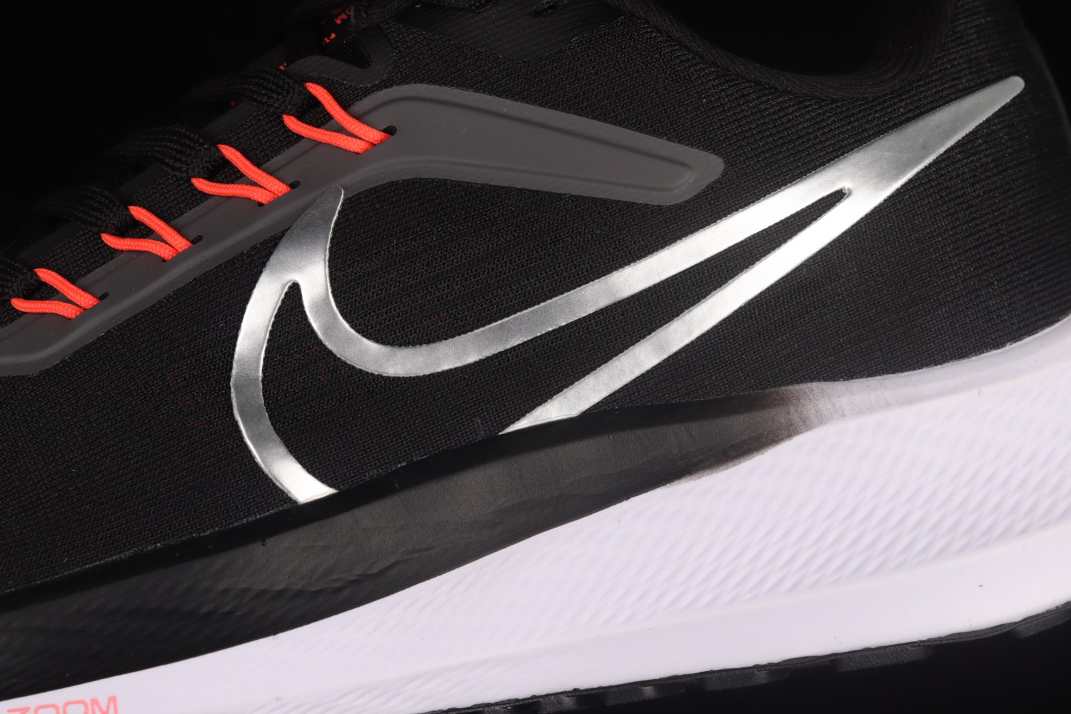 Nike Air Zoom Pegasus 39 White/Black Mens Running Shoes DH4071-106