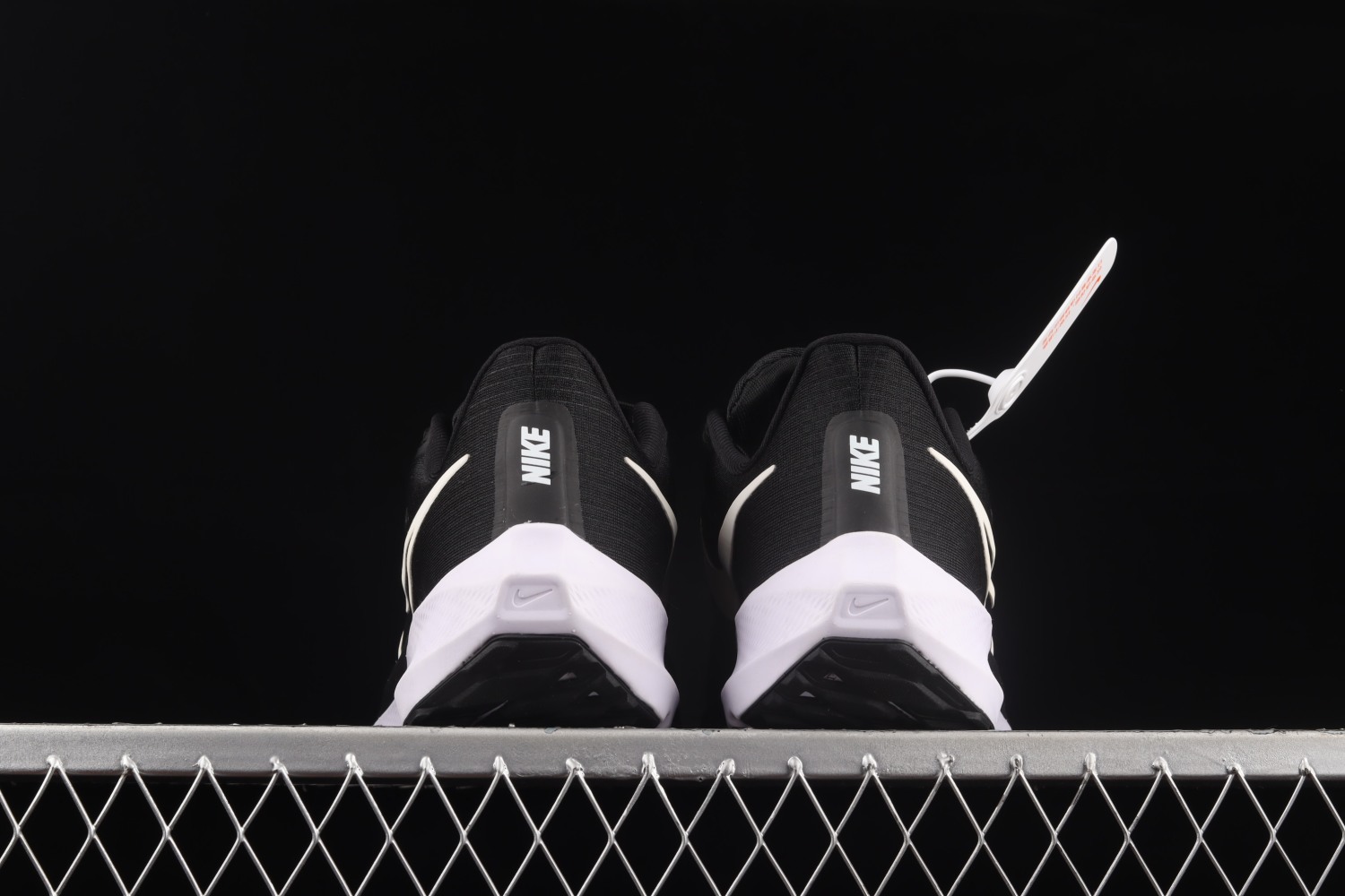 Nike Air Zoom Pegasus 39 Black White DH4071-100