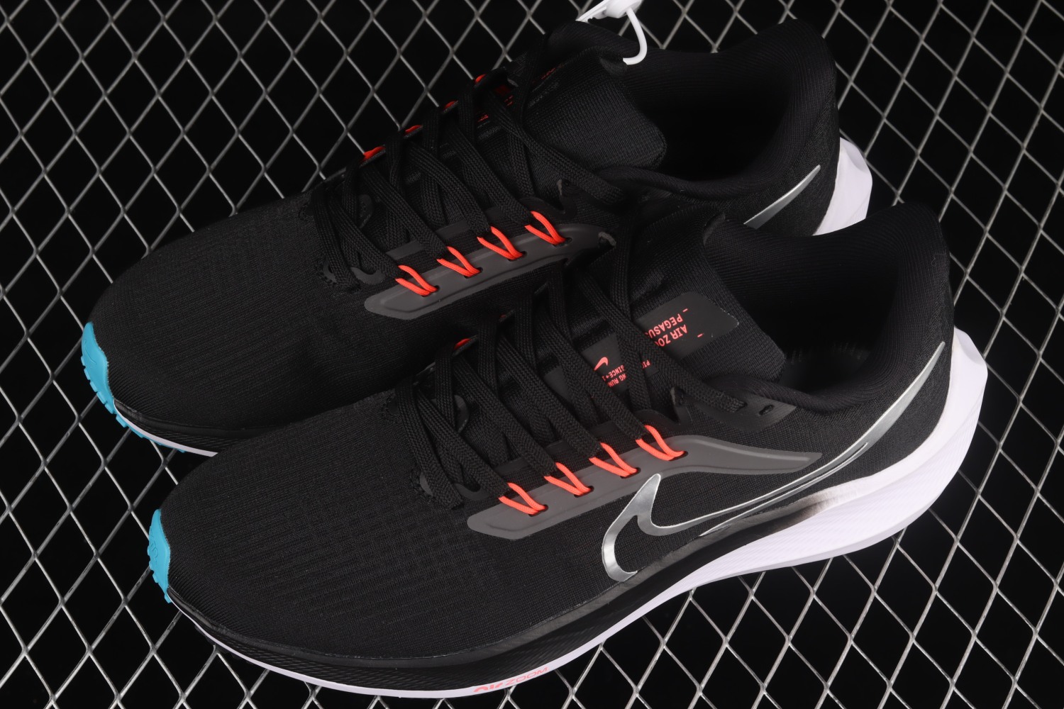 Nike Air Zoom Pegasus 39 White/Black Mens Running Shoes DH4071-106