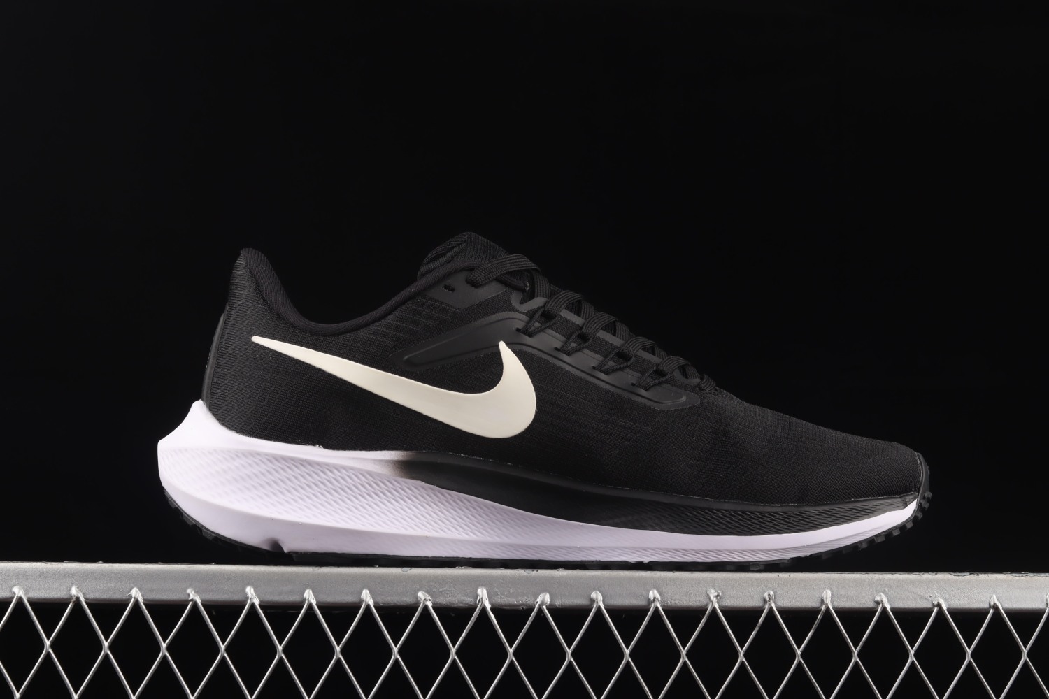 Nike Air Zoom Pegasus 39 Black White DH4071-100