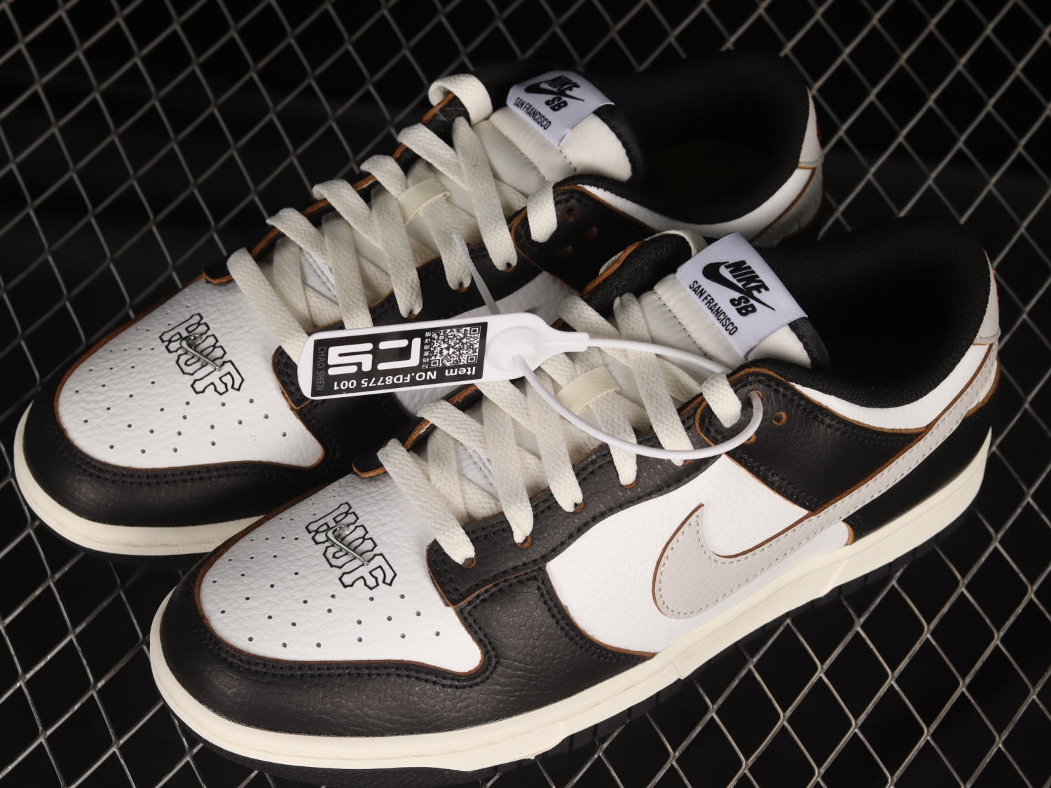 Nike SB Dunk Low HUF San Francisco FD8775-001