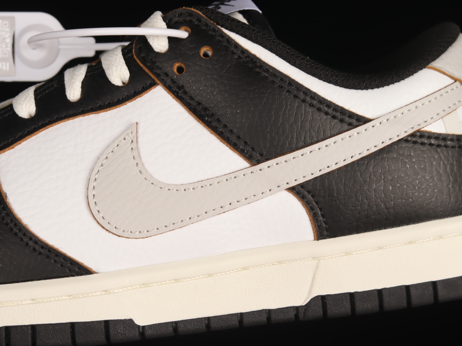 Nike SB Dunk Low HUF San Francisco FD8775-001