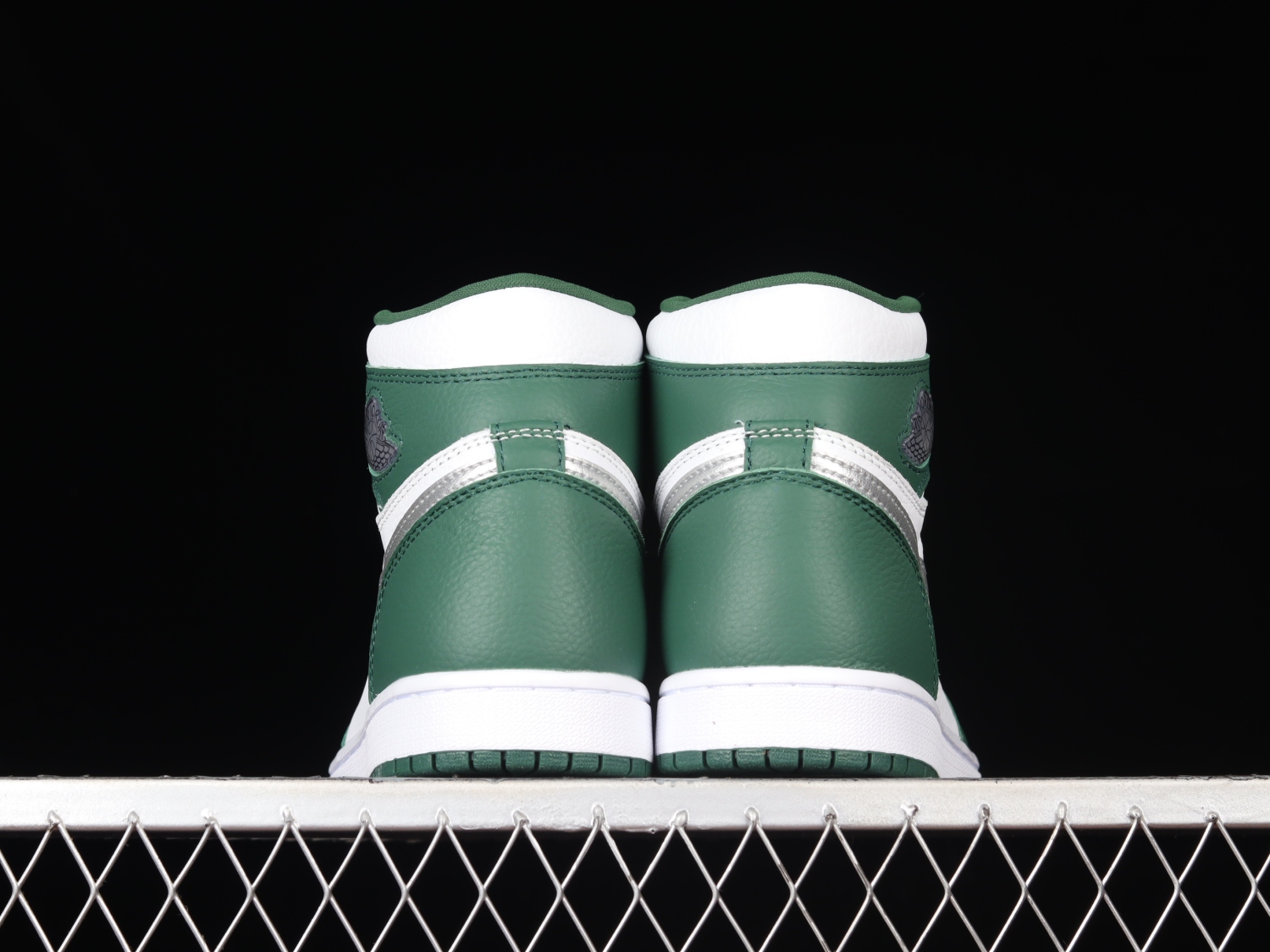 Jordan 1 Retro High OG Gorge Green DZ5485-303