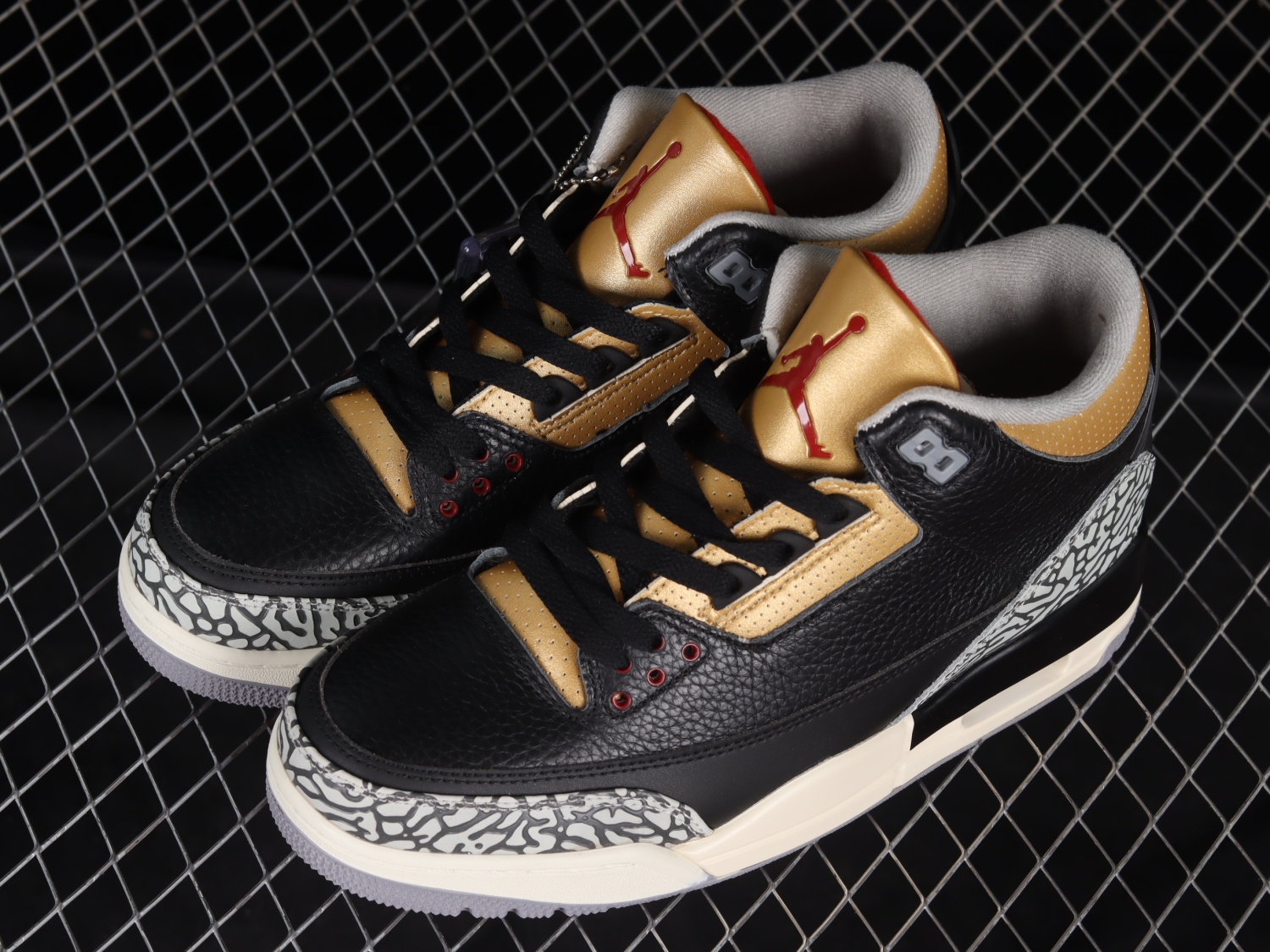 Jordan 3 Retro Black Cement Gold CK9246-067
