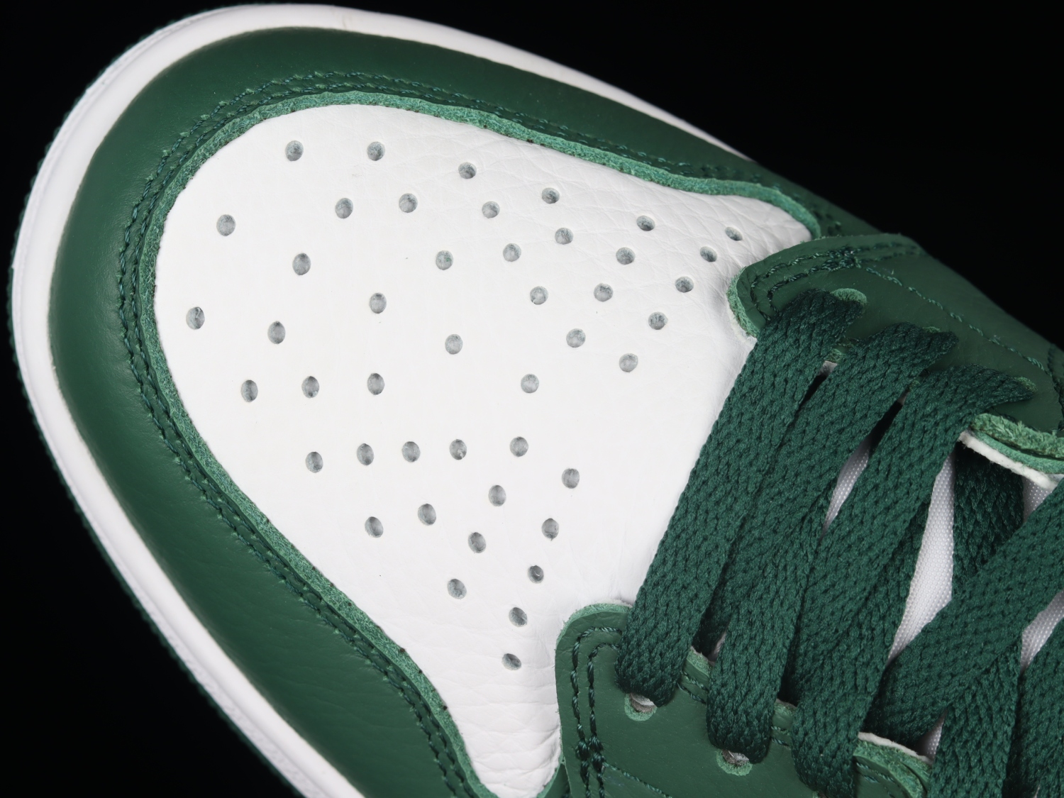 Jordan 1 Retro High OG Gorge Green DZ5485-303