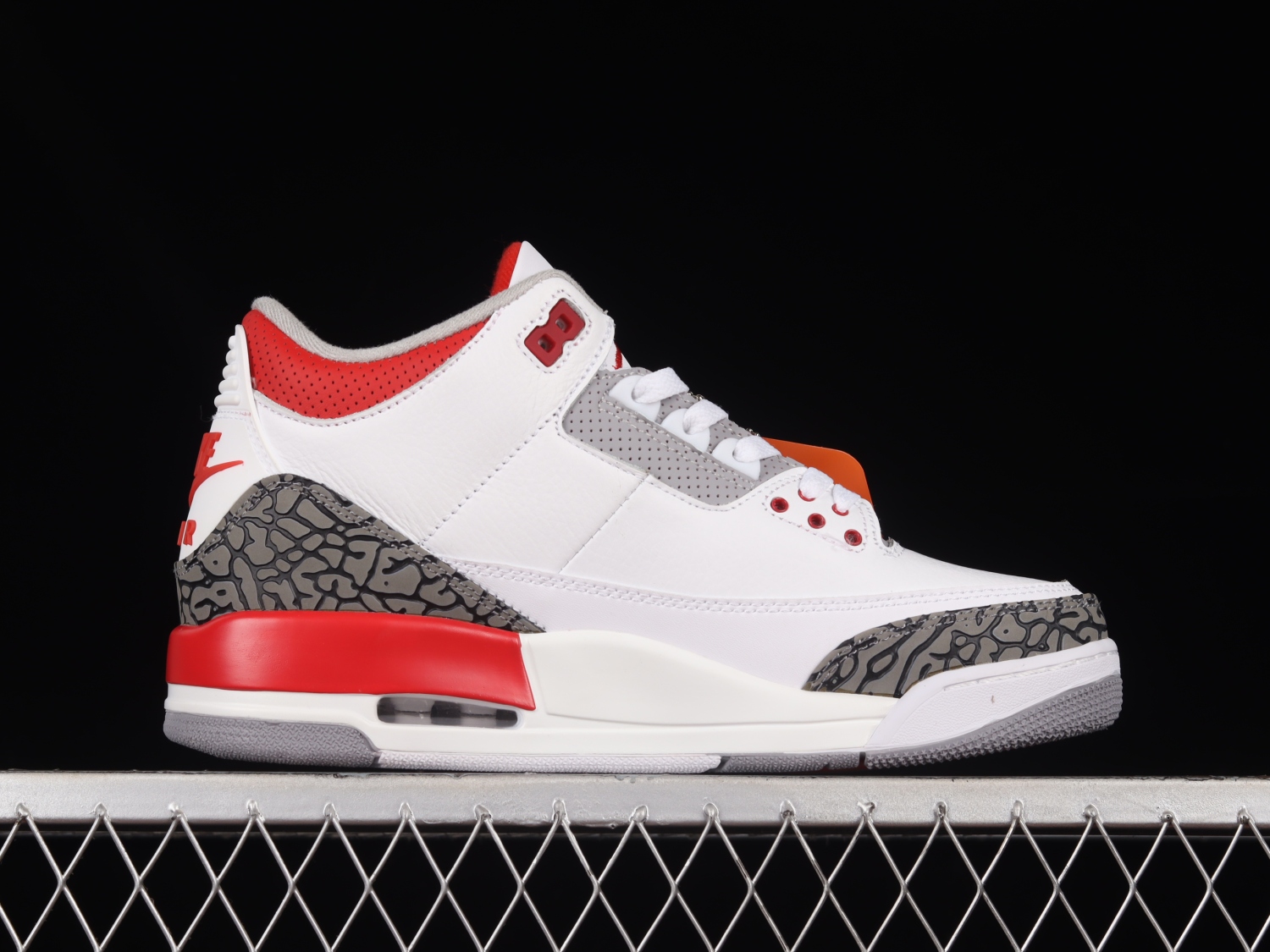 Jordan 3 Retro Fire Red (2022) DN3707-160