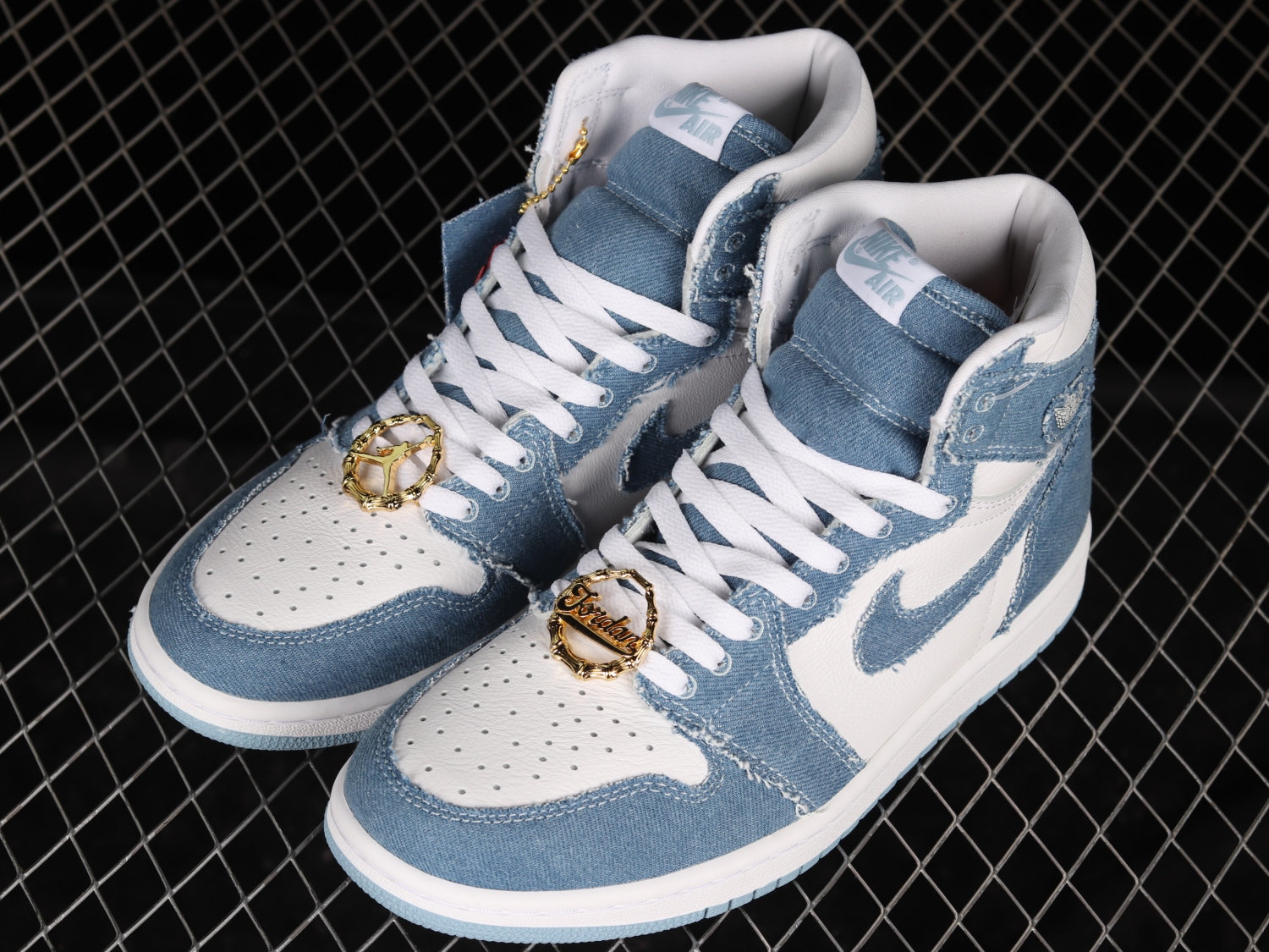 Jordan 1 High OG Denim DM9036-104