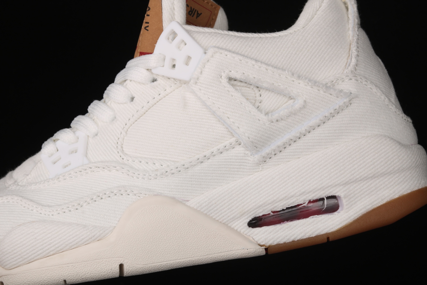 Jordan 4 Retro Levi