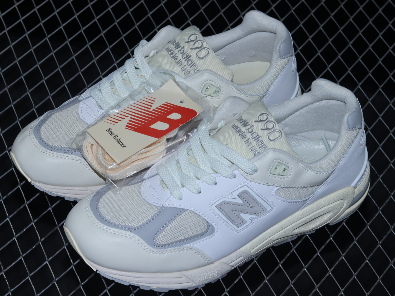 New Bal*nce 990v2 MiUSA Teddy Santis Sea Salt M990TC2