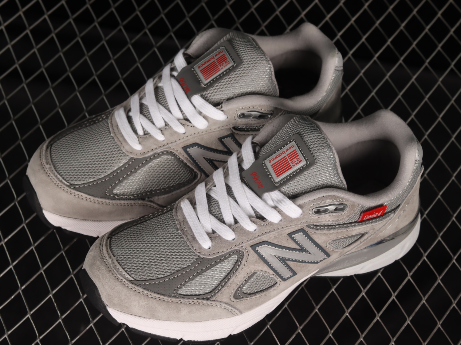 New Bal*nce 990v4 Version 4 Grey M990VS4