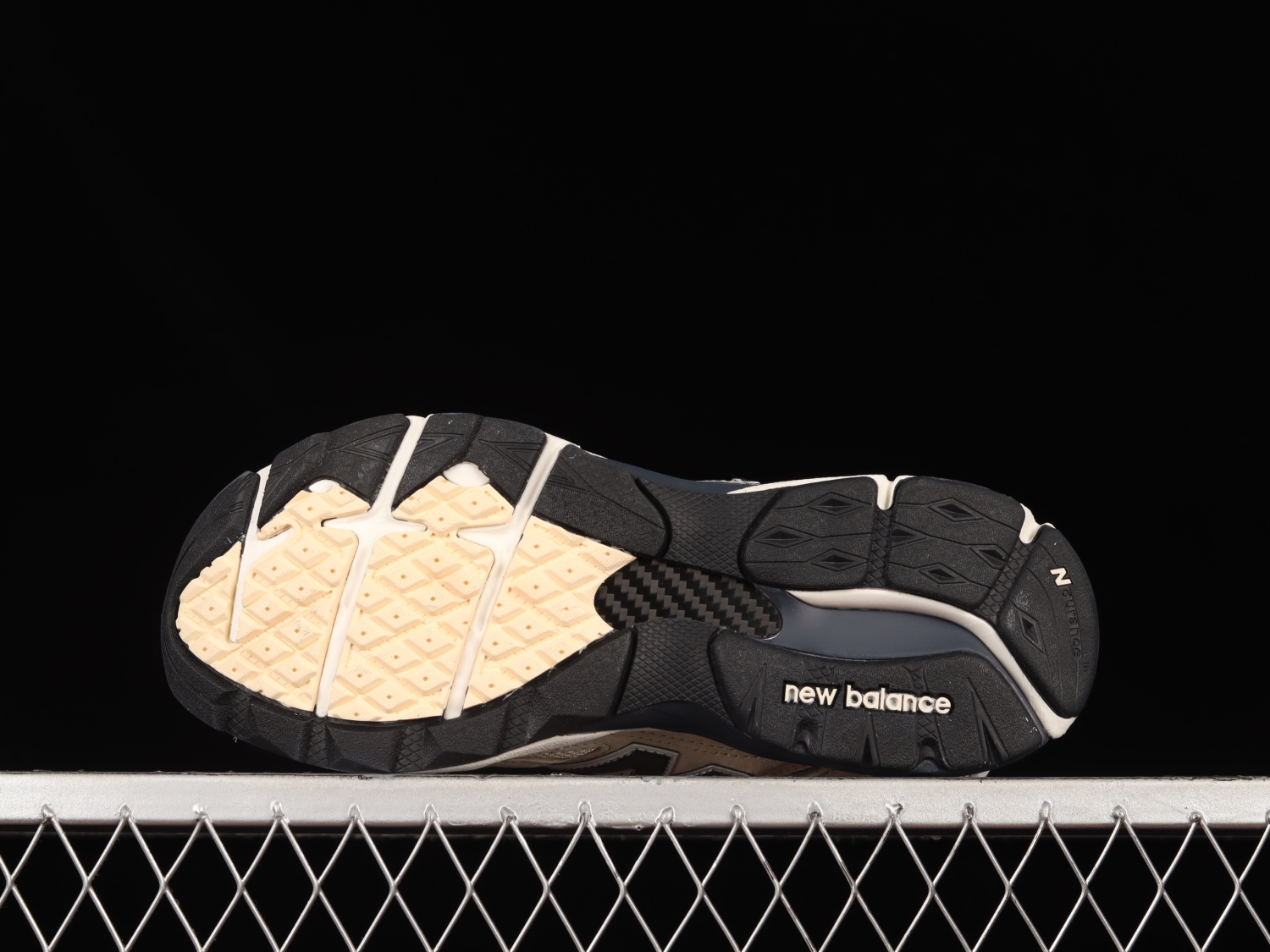 New Bal*nce 990v3 MiUSA Teddy Santis Moonbeam M990AD3