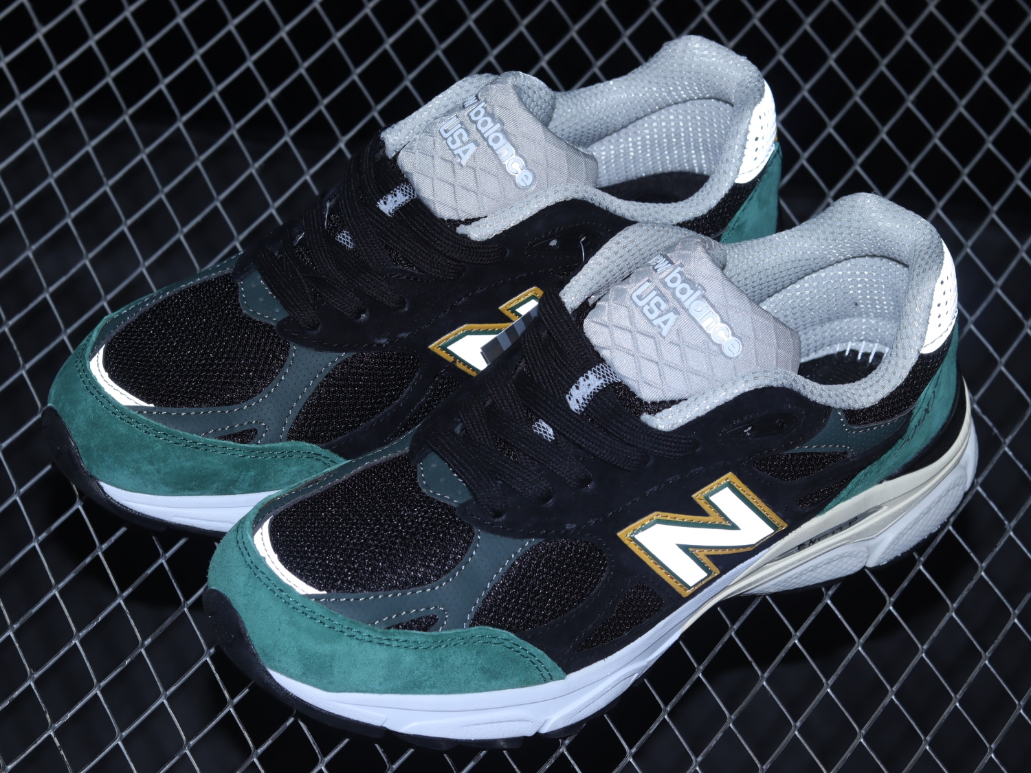 New Bal*nce 990v3 Black Green Yellow M990CP3