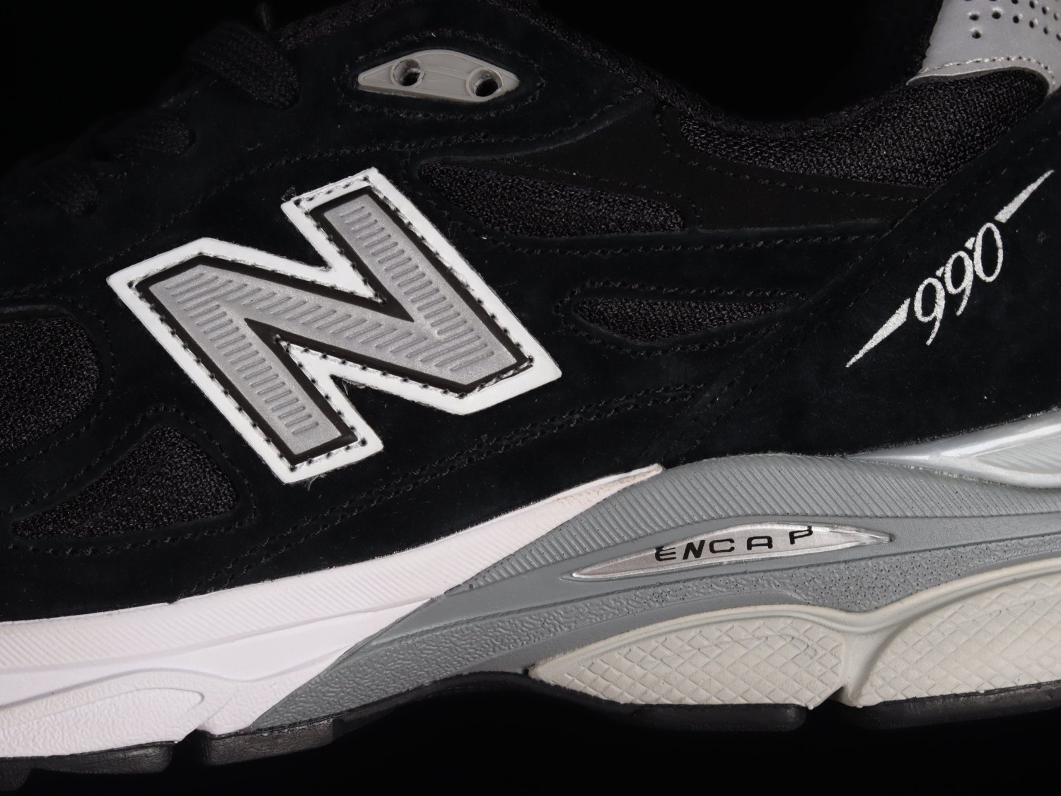New Bal*nce 990v3 Black White M990BS3