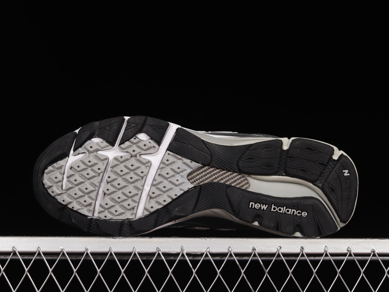 New Bal*nce 990v3 Elephant Grey Navy M990GJ3