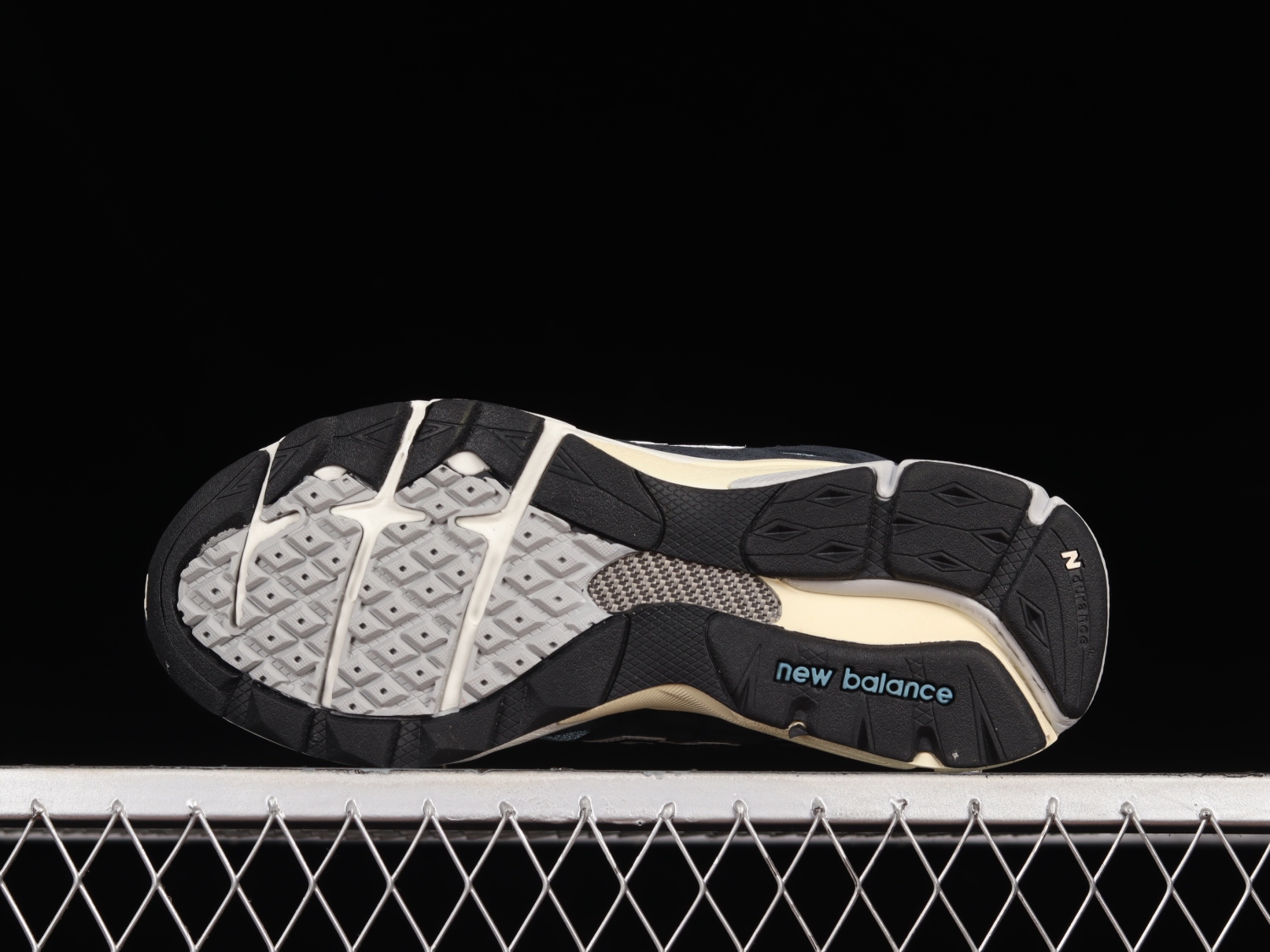 New Bal*nce 990v3 MiUSA Teddy Santis Navy Castlerock M990TE3