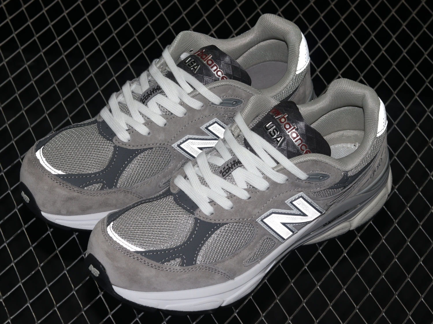 New Bal*nce 990v3 Grey (2019/2021) M990GY3