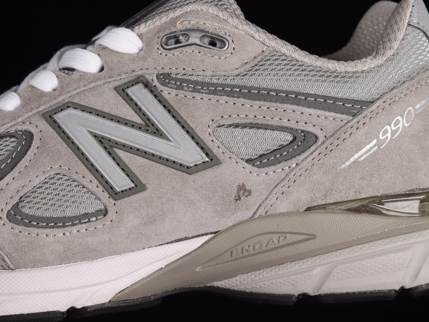 New Bal*nce 990v4 Grey M990GL4