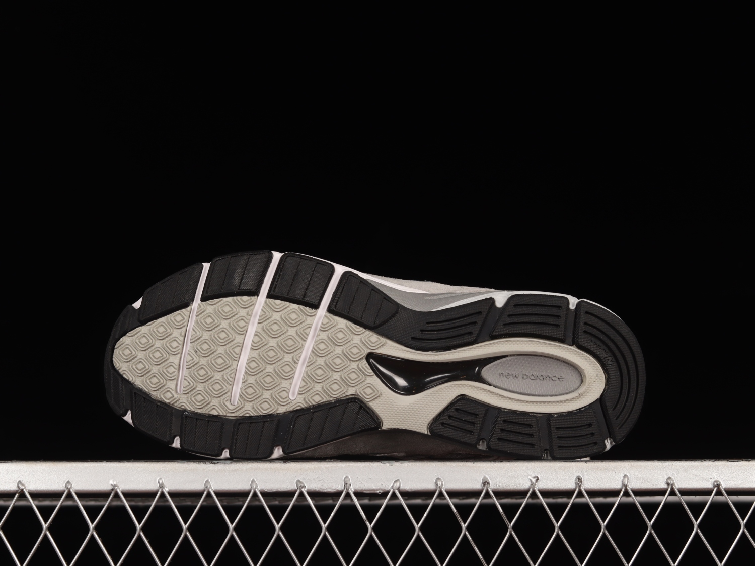 New Bal*nce 990v4 Version 4 Grey M990VS4