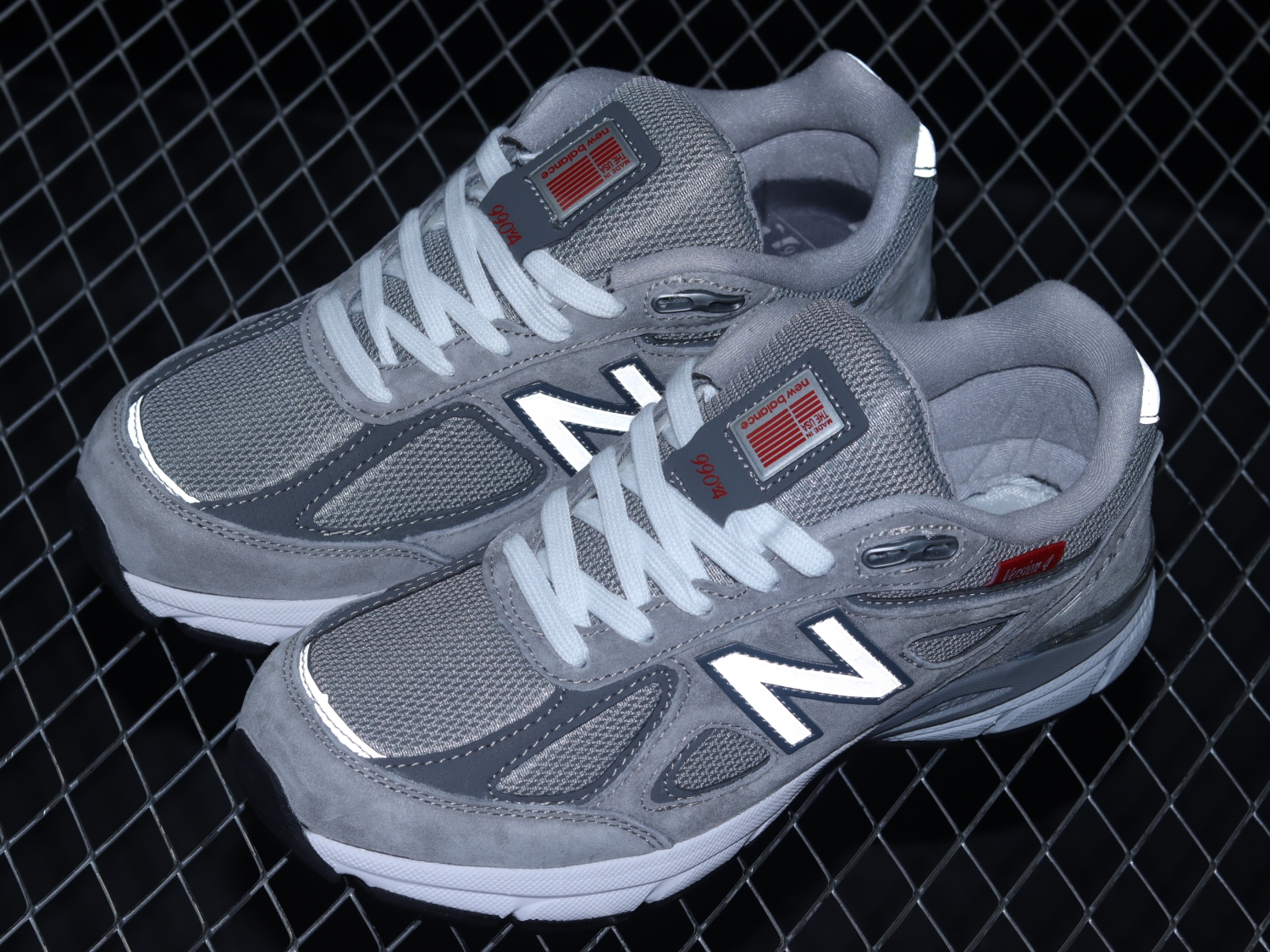 New Bal*nce 990v4 Version 4 Grey M990VS4