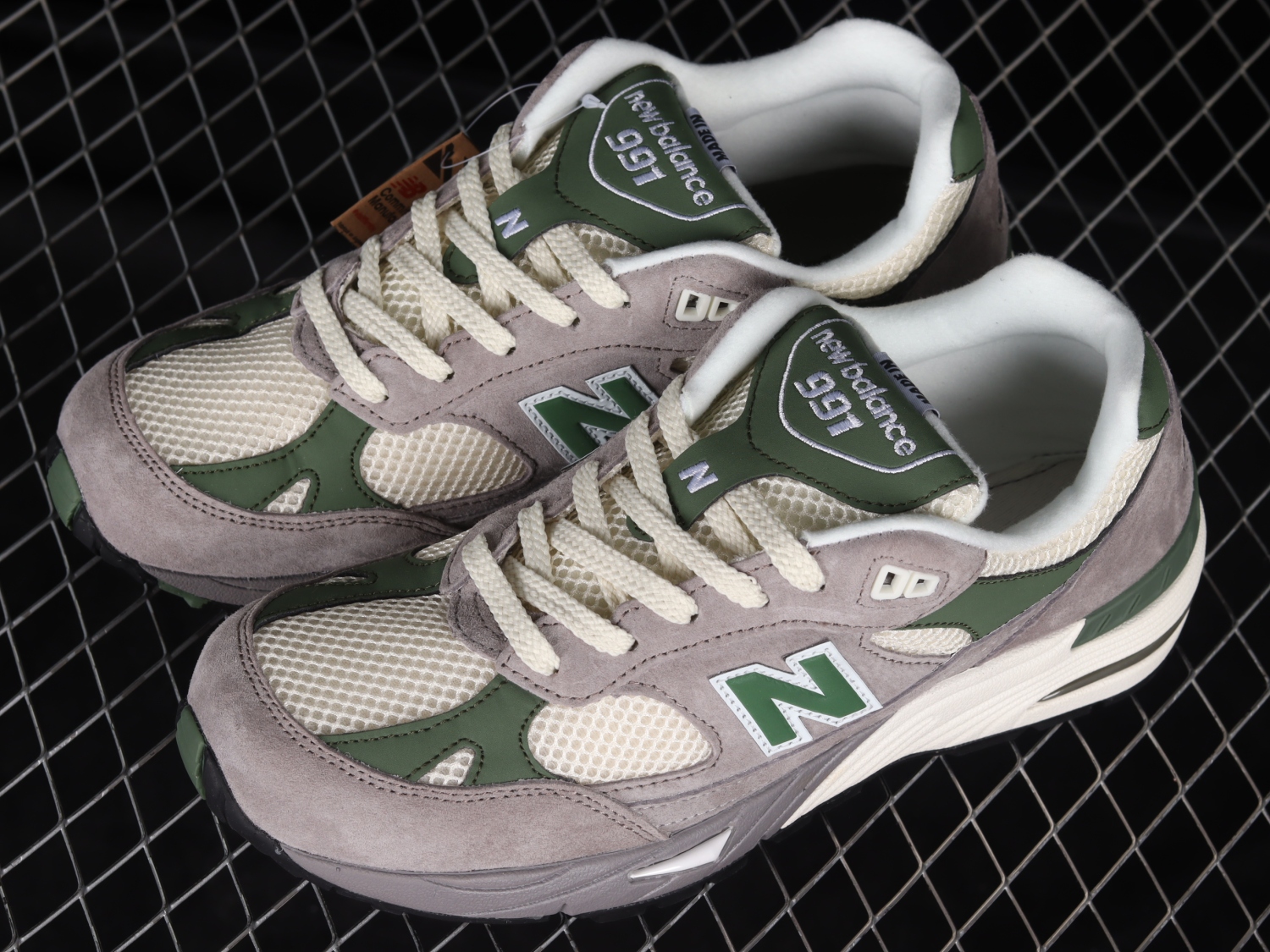 New Bal*nce 991 Aime Leon Dore MiUK Grey M991CRS