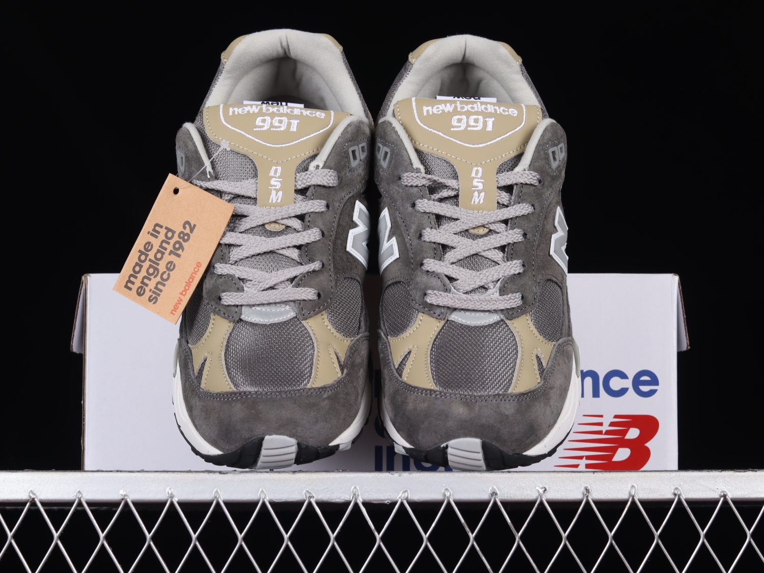 New Bal*nce 991 Dover Street Market MiUK 40th Anniversary Grey M991DSM