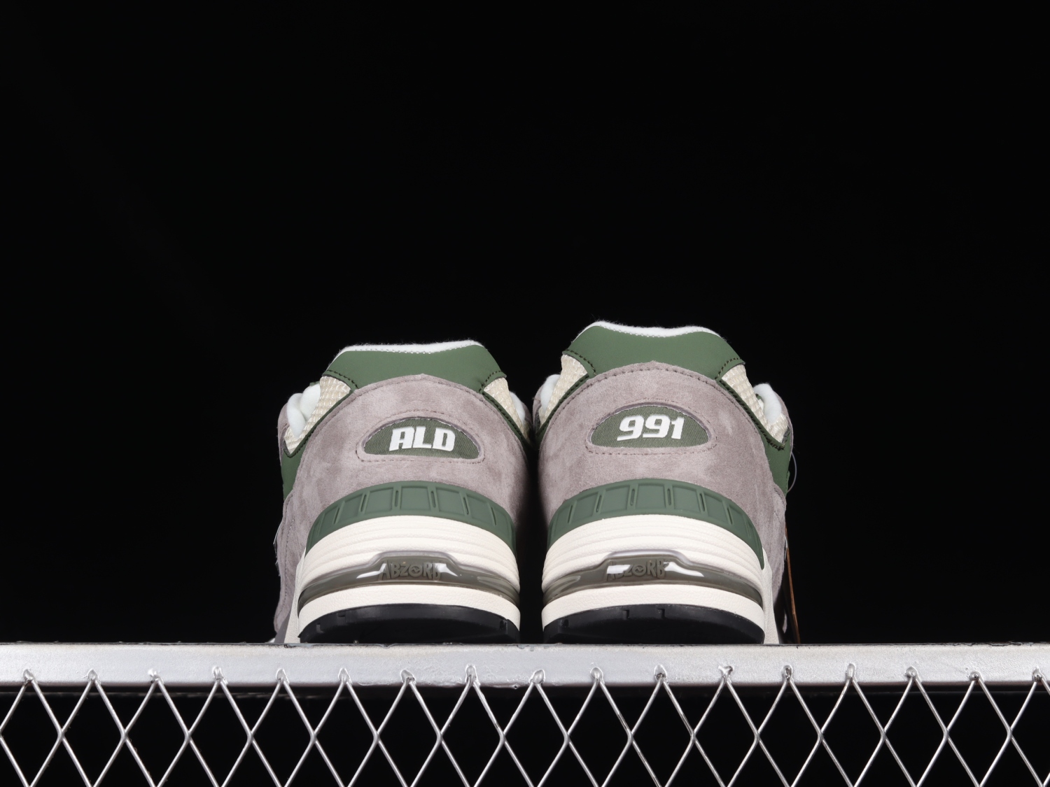 New Bal*nce 991 Aime Leon Dore MiUK Grey M991CRS