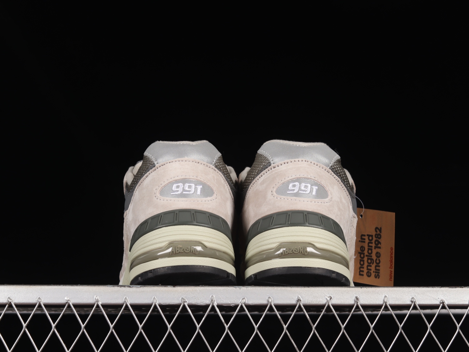 New Bal*nce 991 Kith Grey M991GL