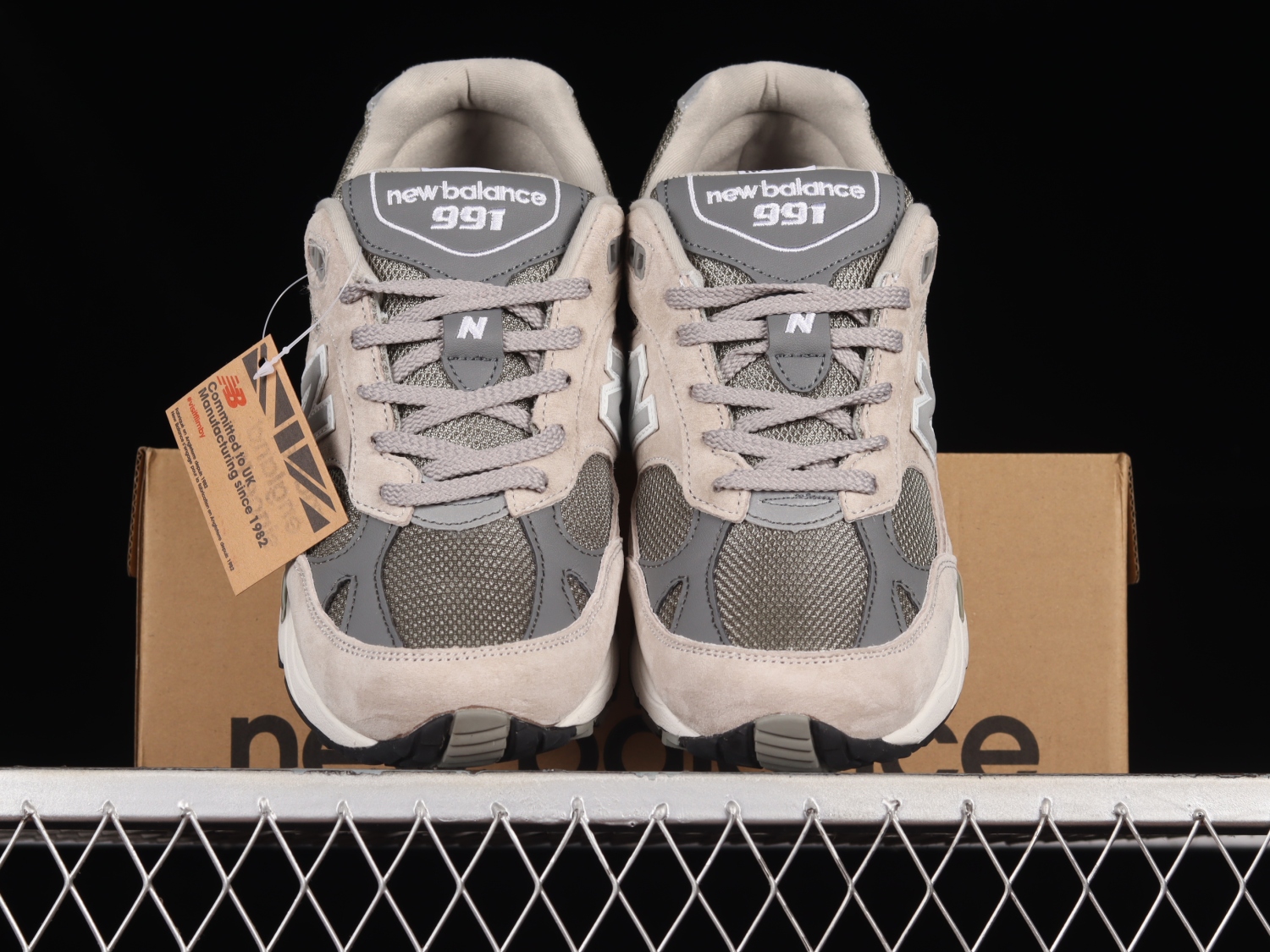 New Bal*nce 991 Kith Grey M991GL