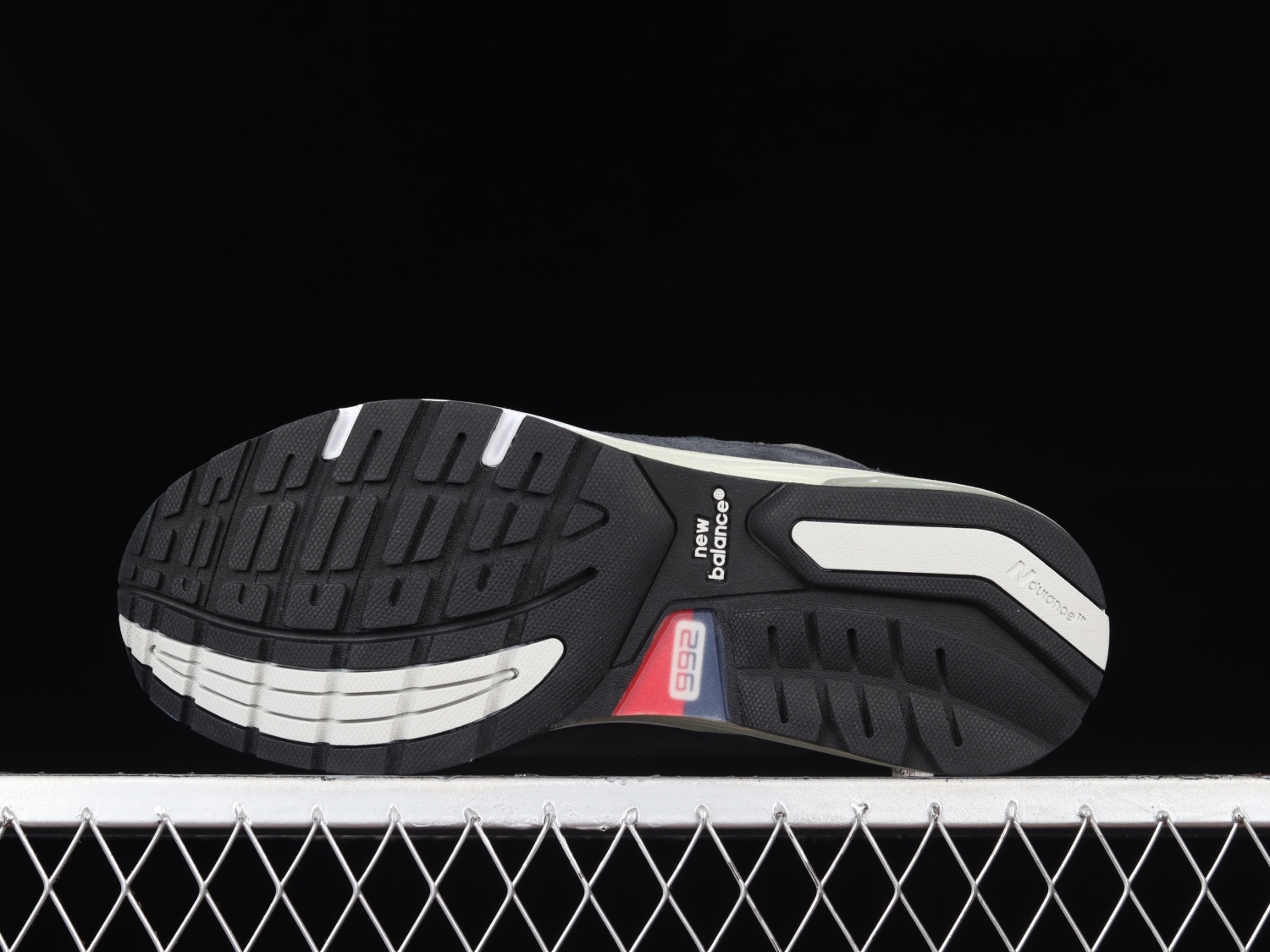 New Bal*nce 992 Navy Grey M992GG