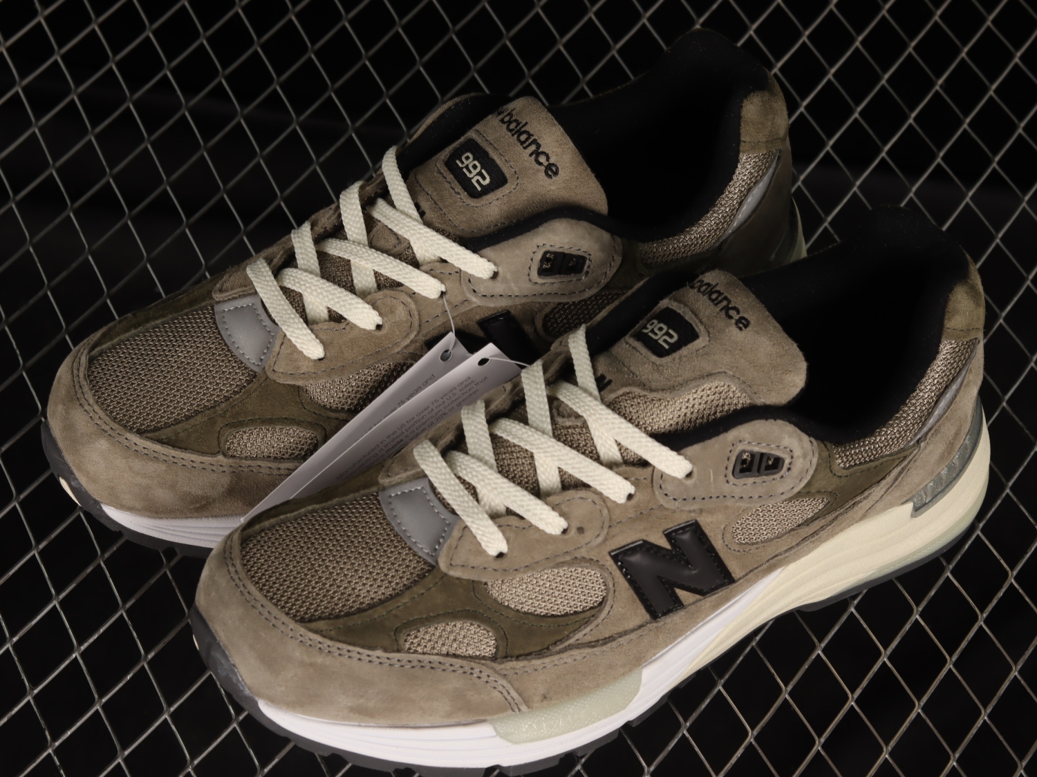New Bal*nce 992 JJJJound Grey M992J2