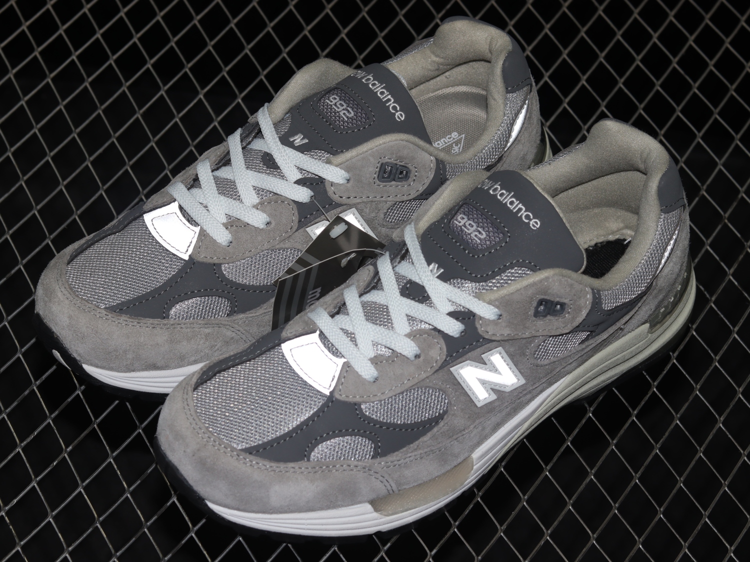 New Bal*nce 992 Grey M992GR