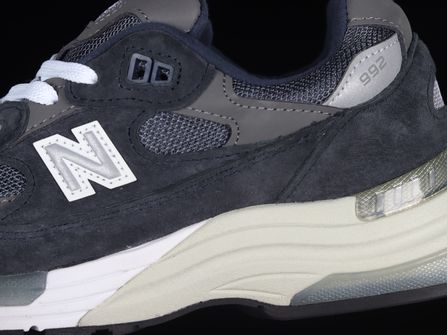 New Bal*nce 992 Navy Grey M992GG