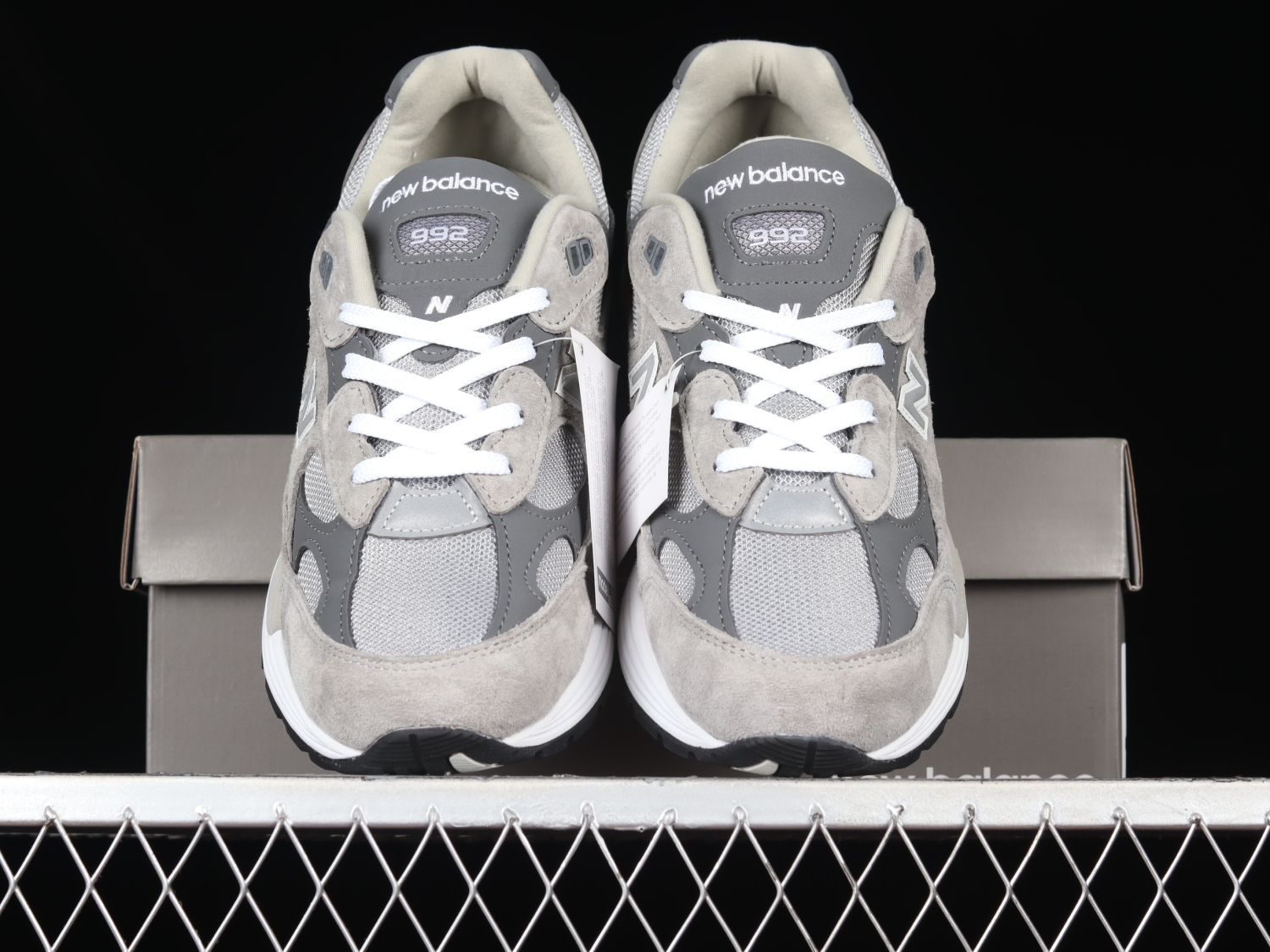 New Bal*nce 992 Grey M992GR