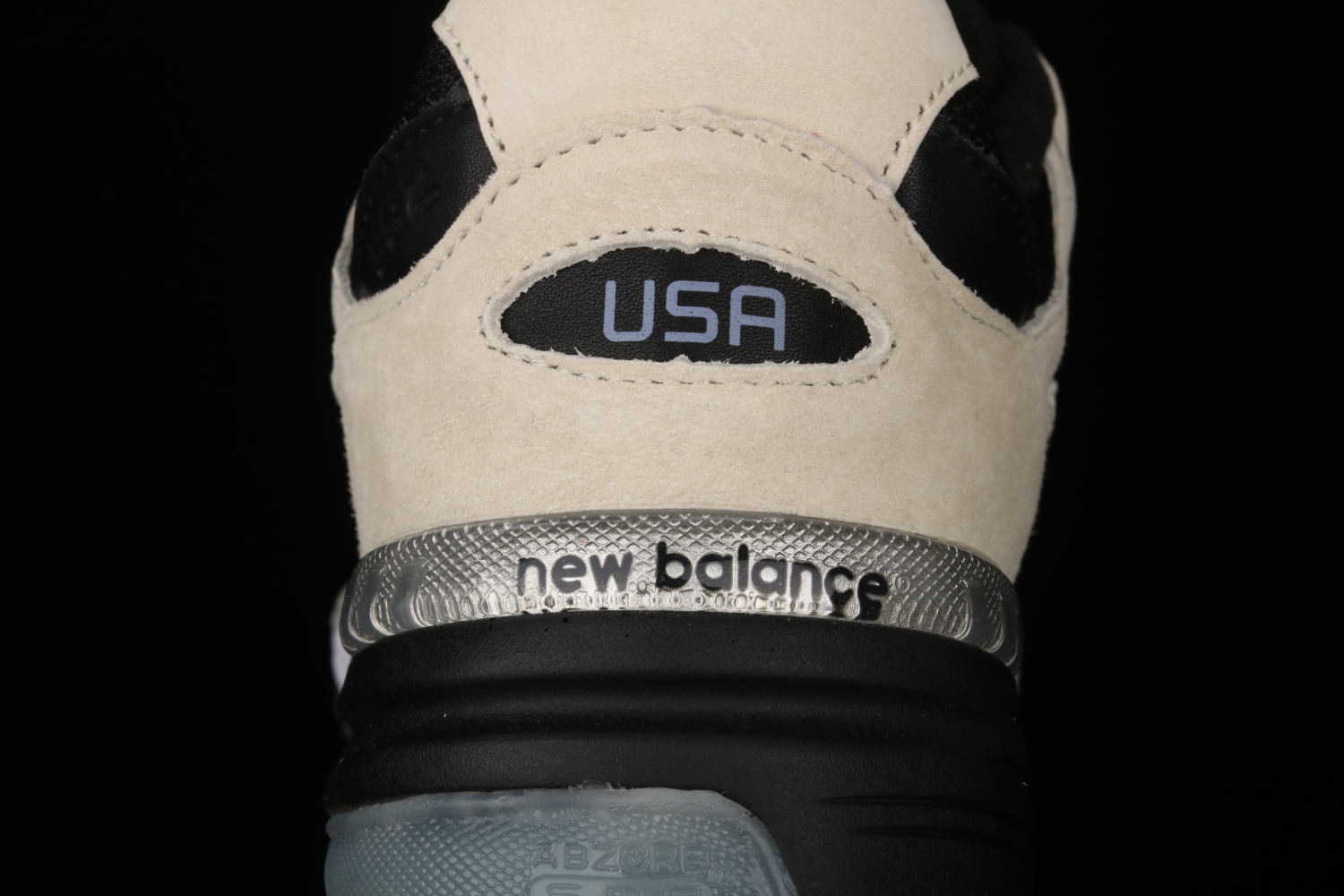 New Bal*nce 992 Studio FY7 M992YN2
