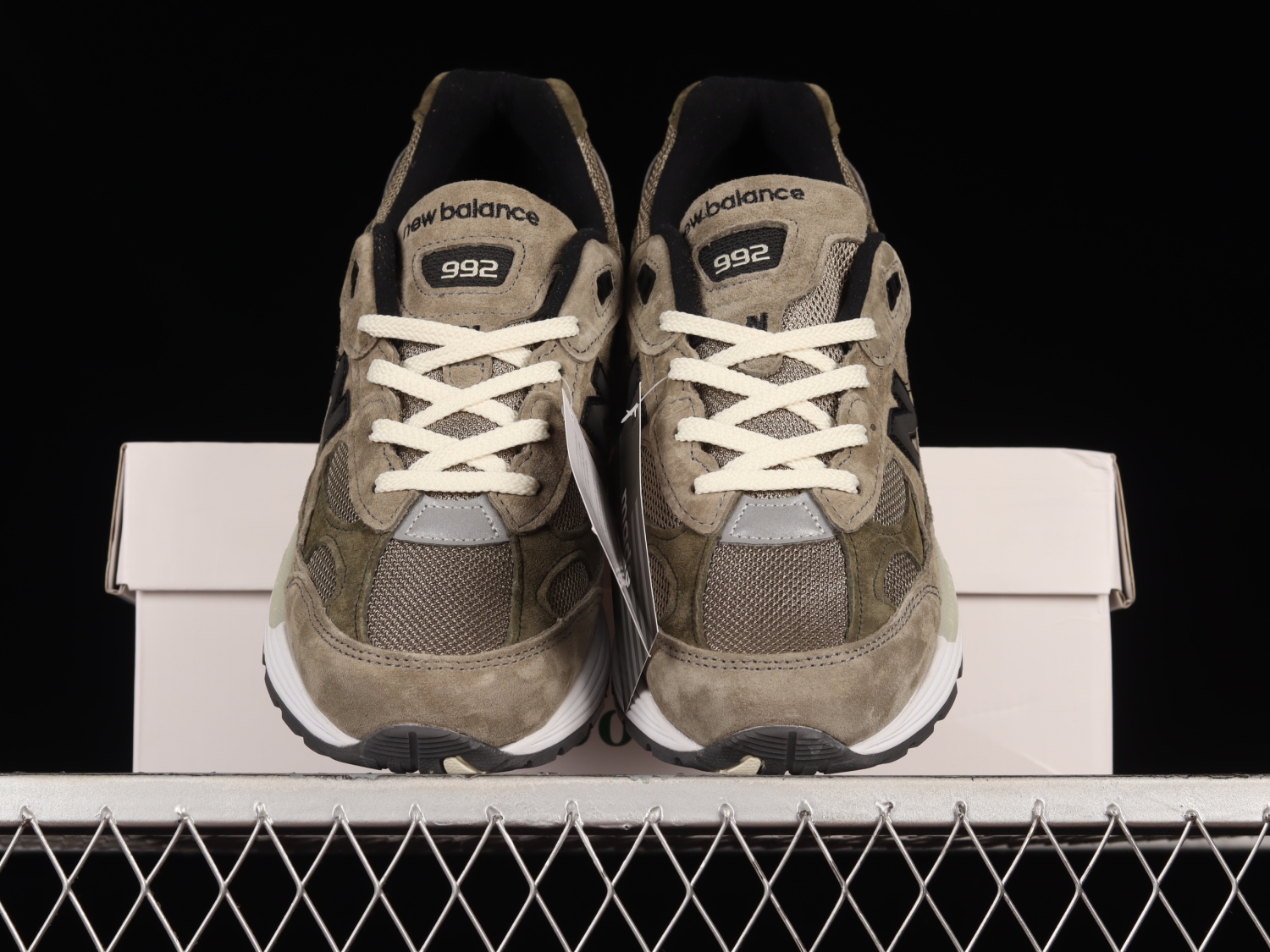 New Bal*nce 992 JJJJound Grey M992J2