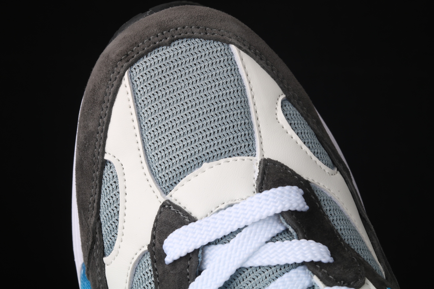 New Bal*nce 992 Kith Spring 2 M992KT