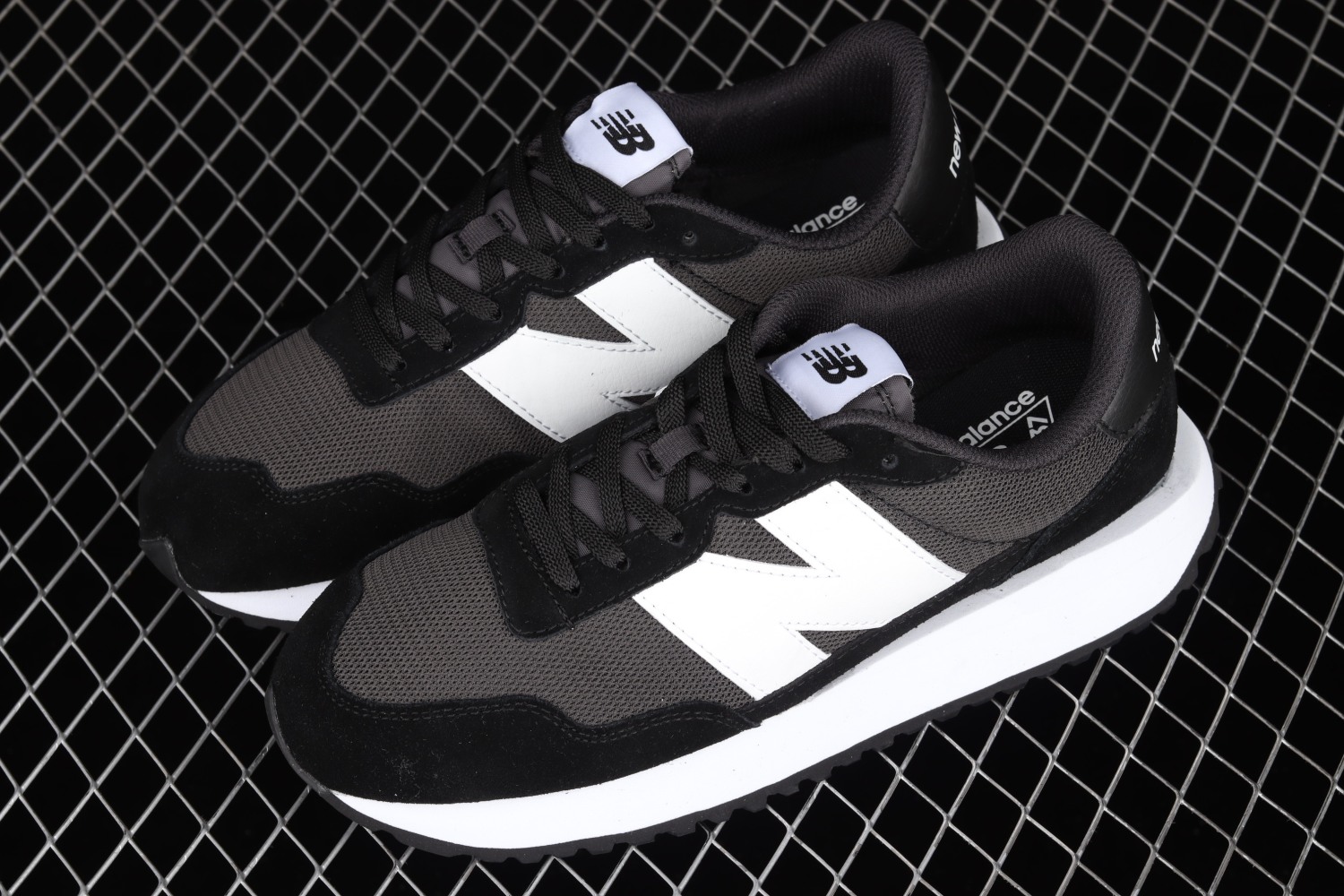 New Bal*nce 237 Black White MS237CC
