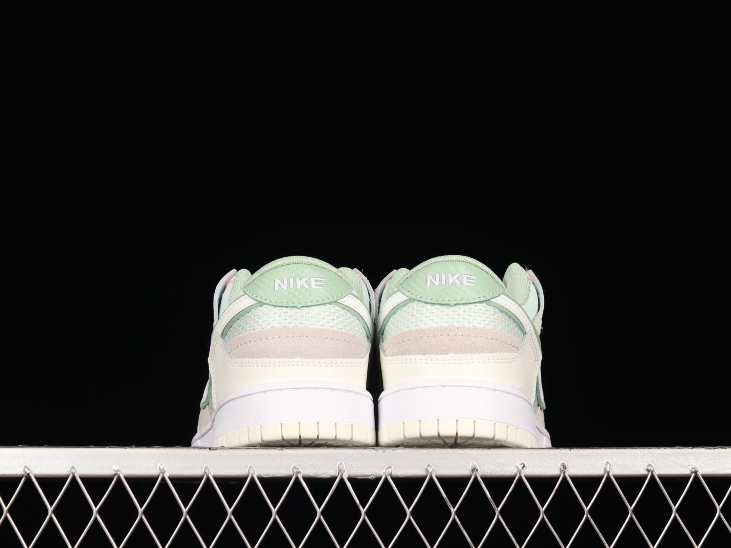 Nike Dunk Scrap Grey Haze Phantom  DM0802-001