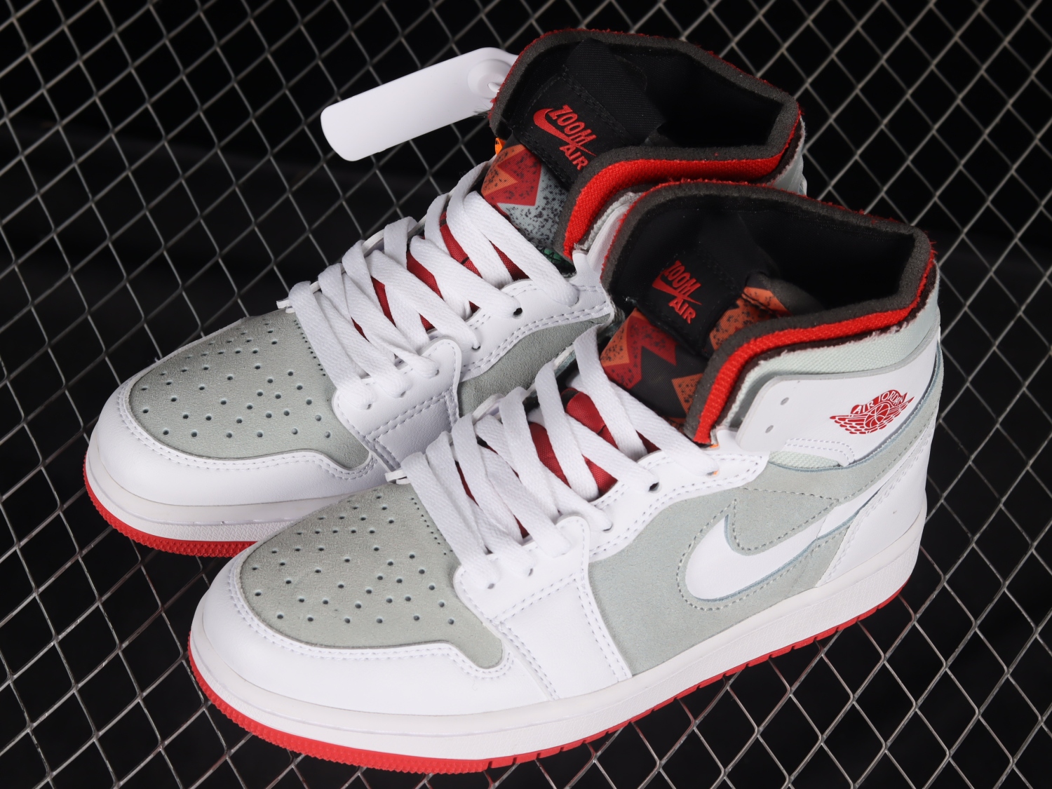 Jordan 1 High Zoom Air CMFT Hare CT0978-100