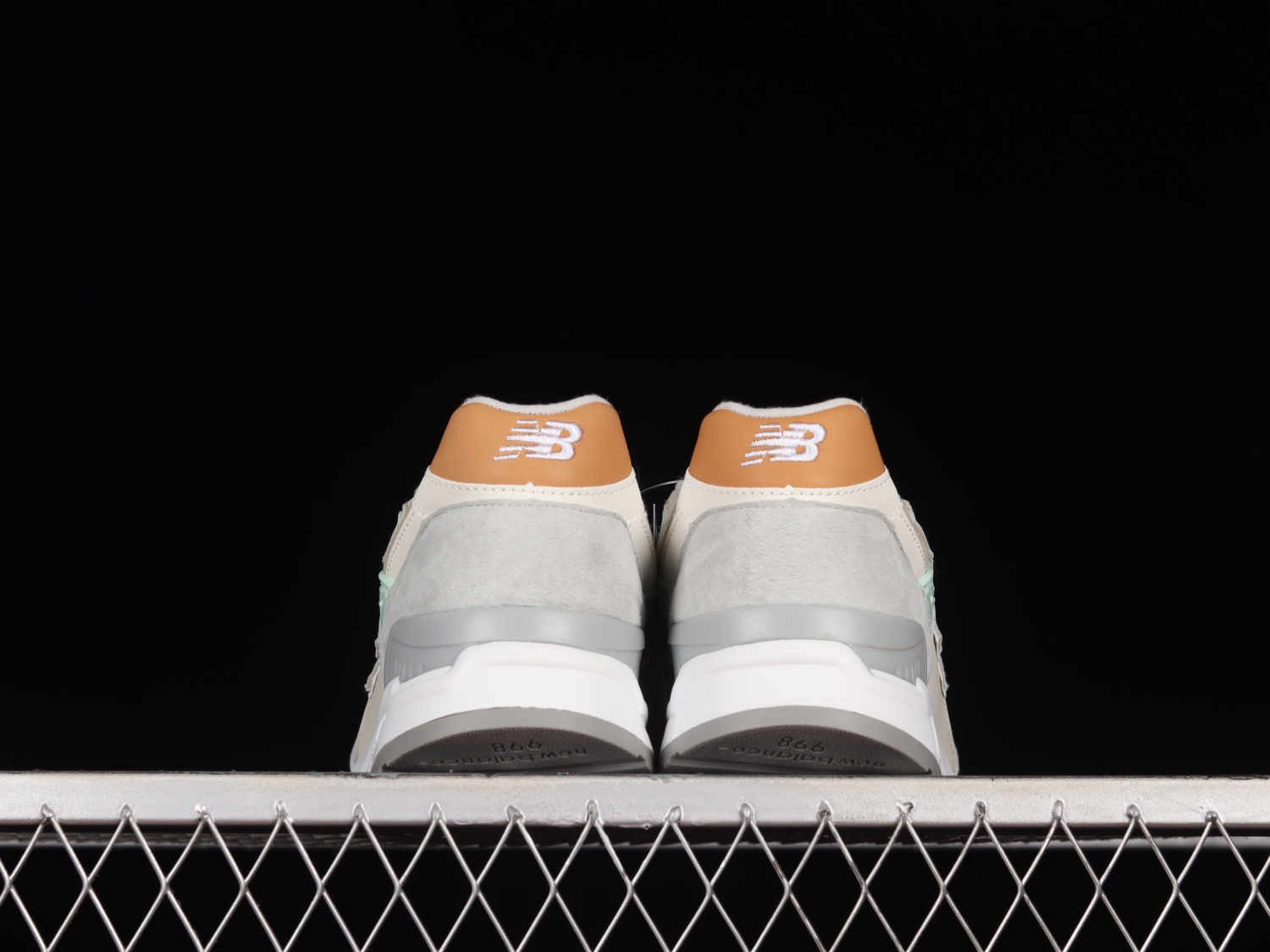 New Bal*nce 998 White Tan M998ENE