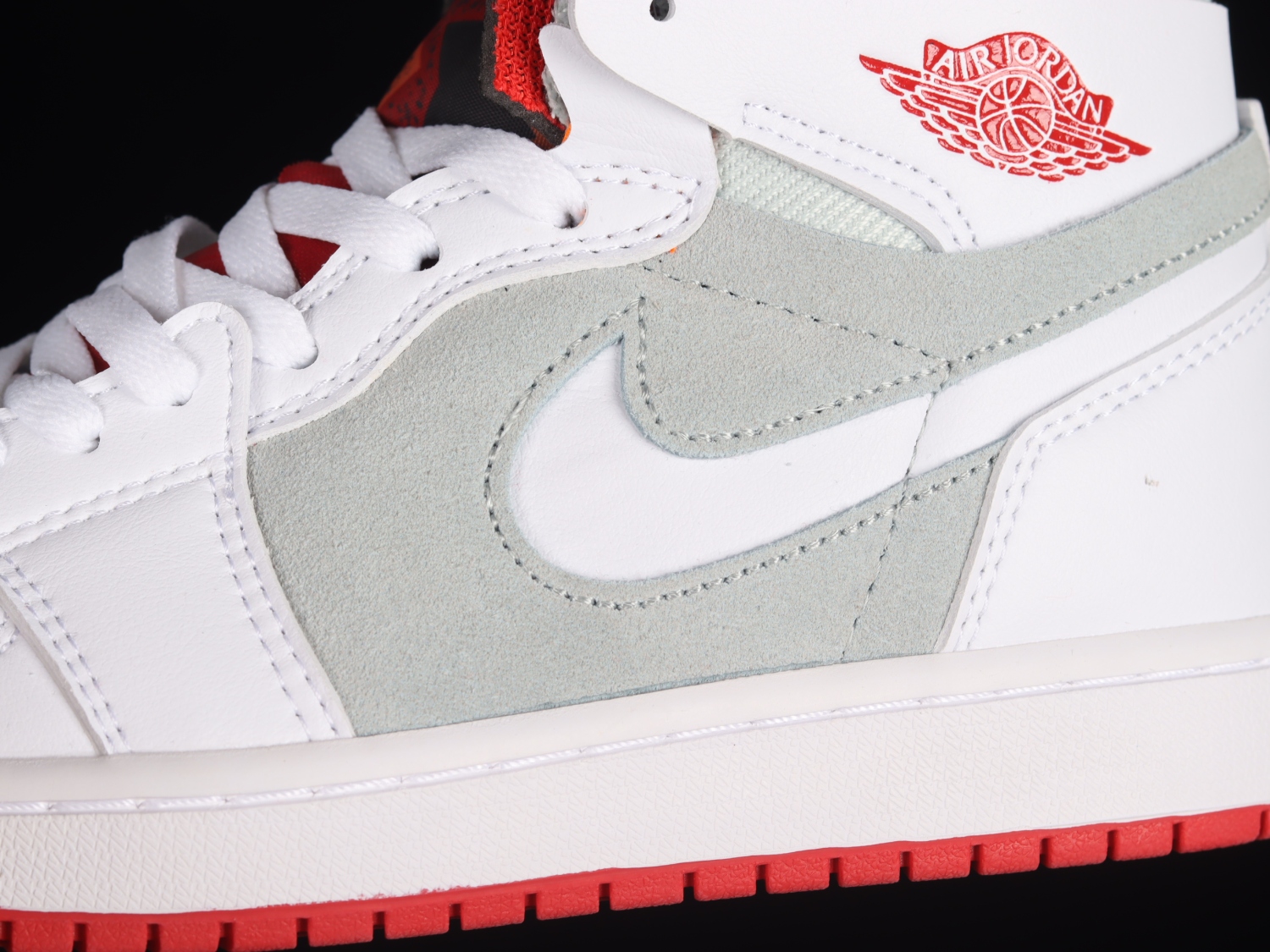 Jordan 1 High Zoom Air CMFT Hare CT0978-100