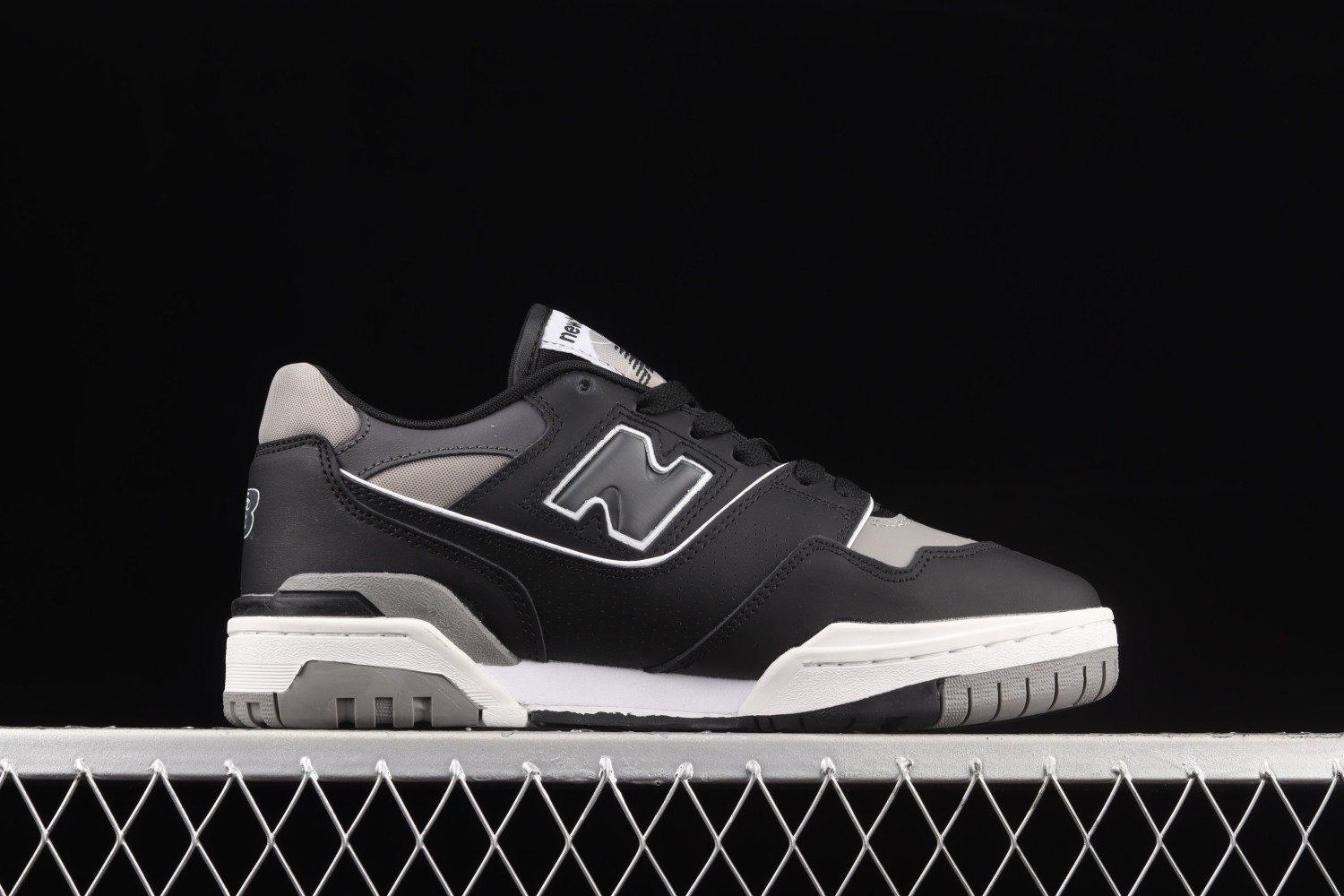 New Bal*nce 550 Shadow BB550SR1