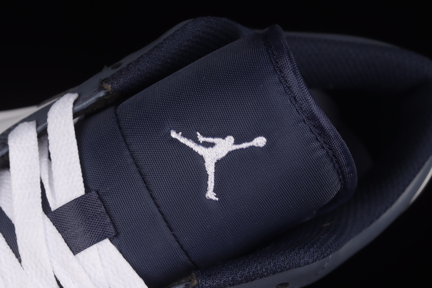 Jordan 1 Low Ashen Slate 553558-414
