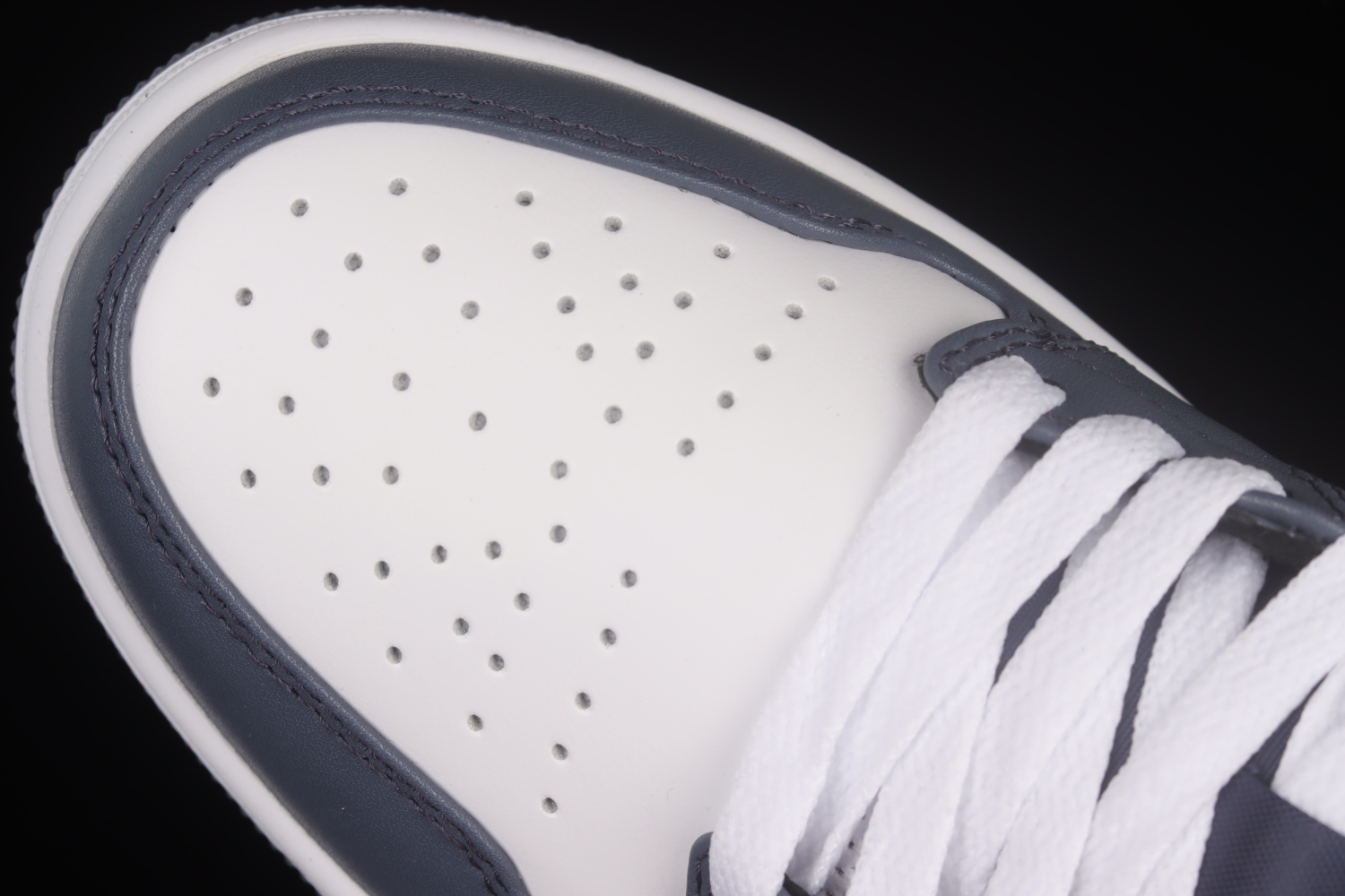 Jordan 1 Low Ashen Slate 553558-414