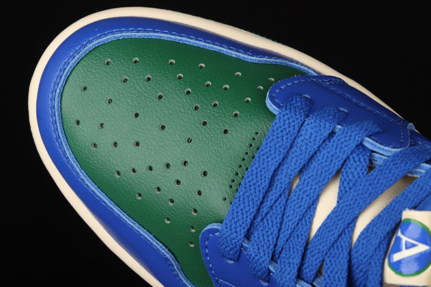Jordan 1 High Zoom Air CMFT Aleali May Califia (W) DJ1199-400