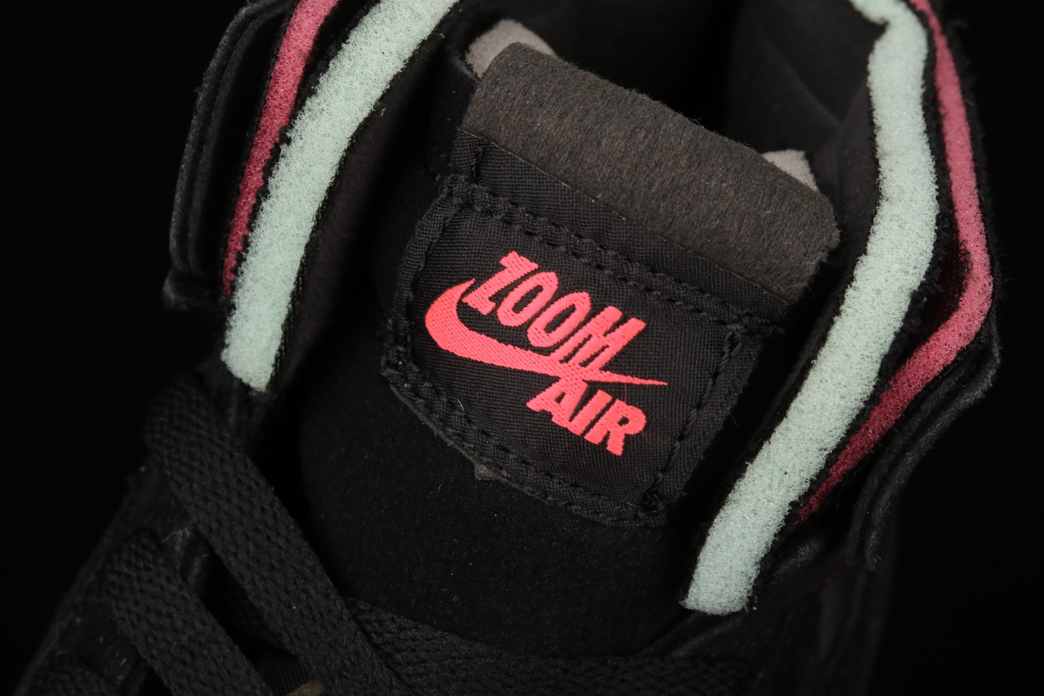 Jordan 1 Retro High Zoom Court Purple CT0978-005