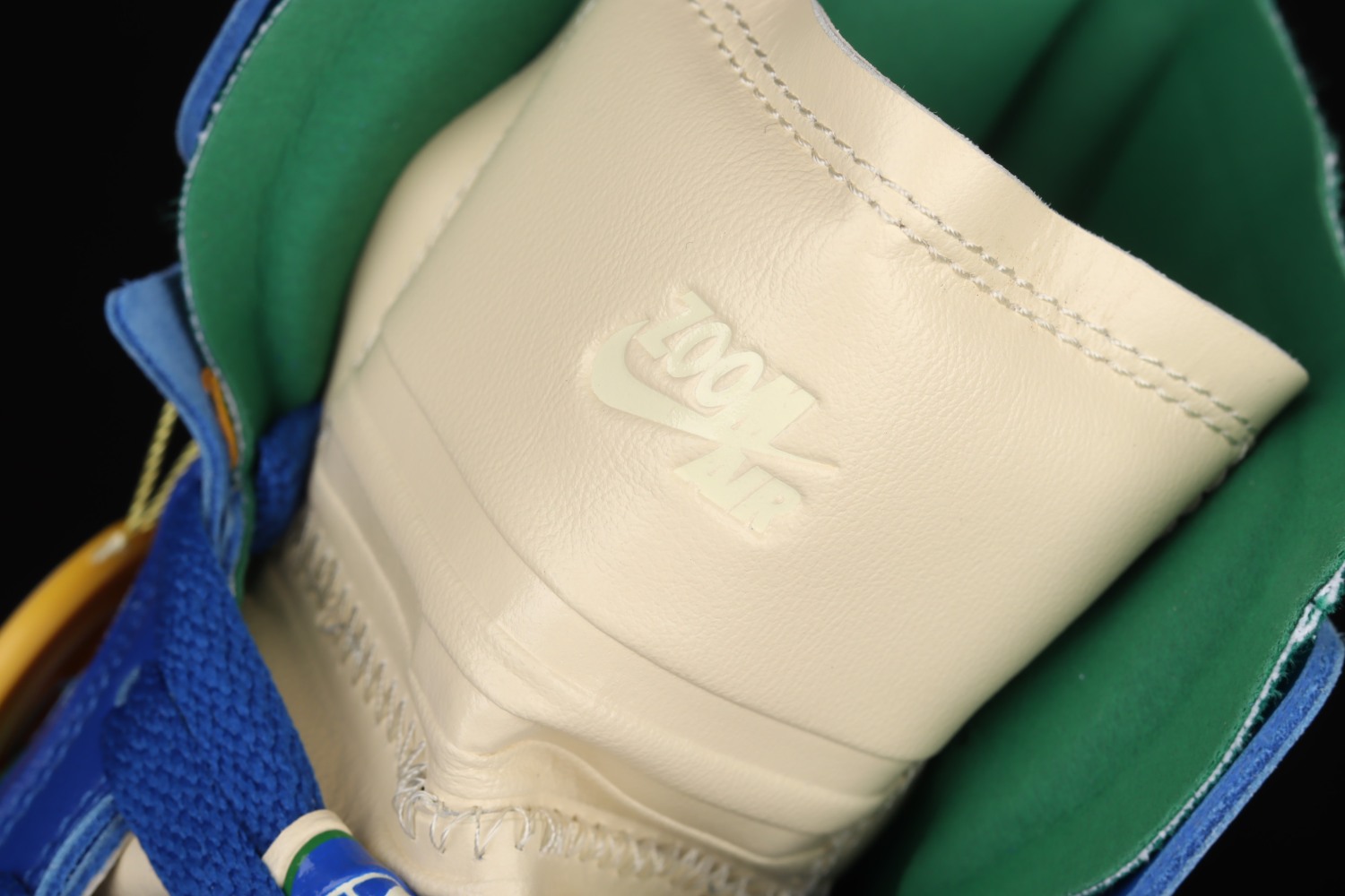 Jordan 1 High Zoom Air CMFT Aleali May Califia (W) DJ1199-400
