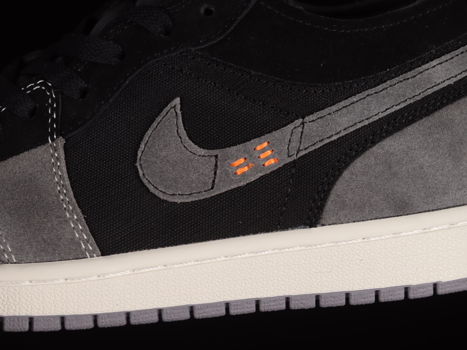 Jordan 1 Low Craft Inside Out Black DN1635-001